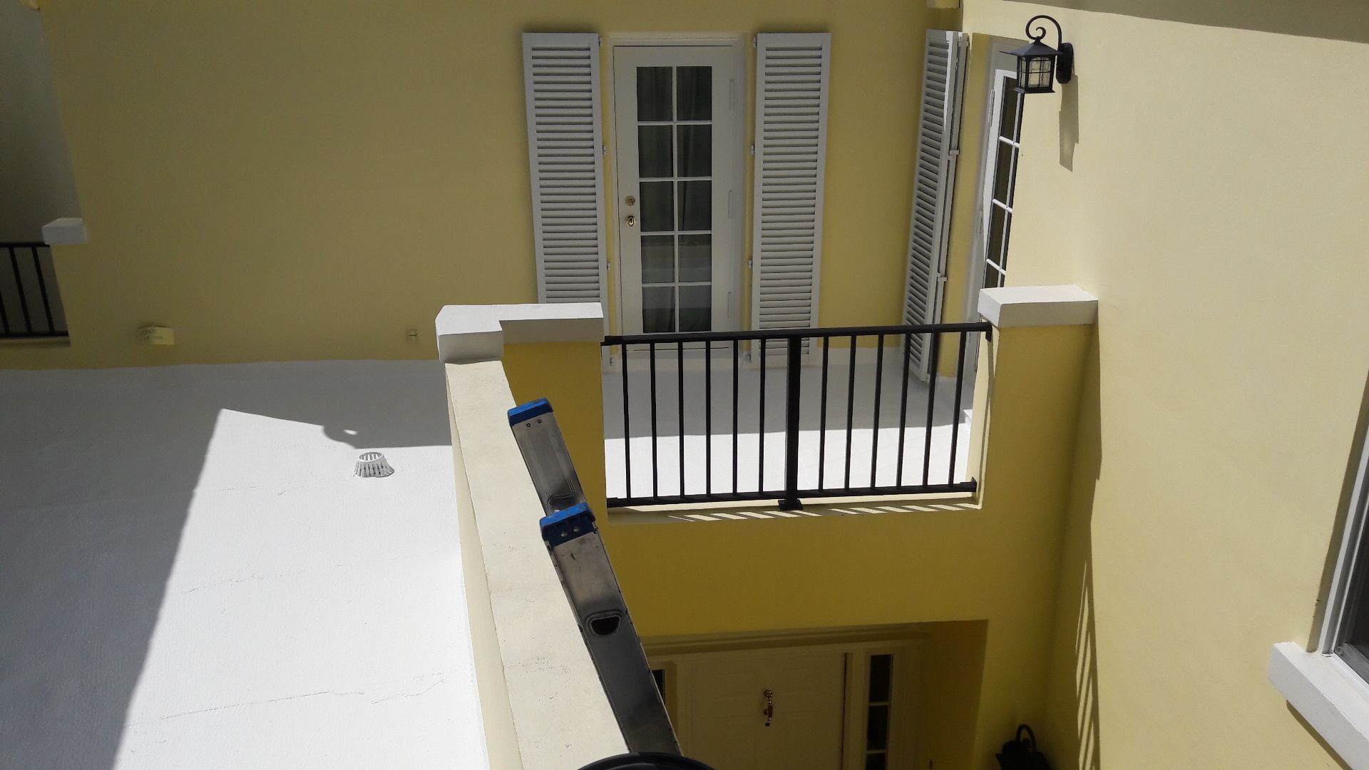 Concrete Tile Roof Repair & Silicone Roof Coating in Boca Raton – Durable & Weatherproof Solutions by Aastro Roofing