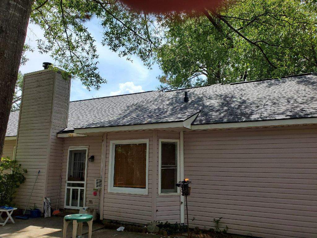 Residential Roofing Installation using Owens Corning Oakridge- Williamsburg Gray by Indigo State Roofing