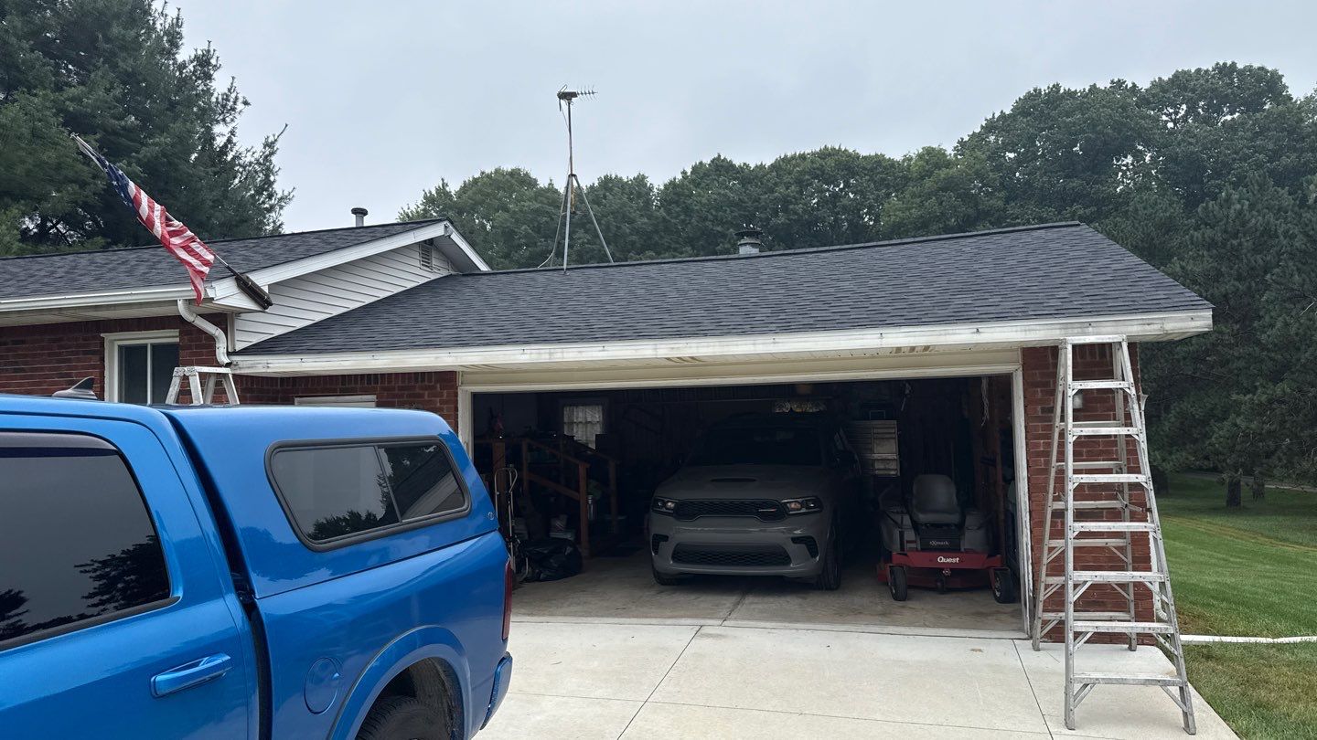 Roof Replacement using Owens Corning Onyx Black by 180 Contractors