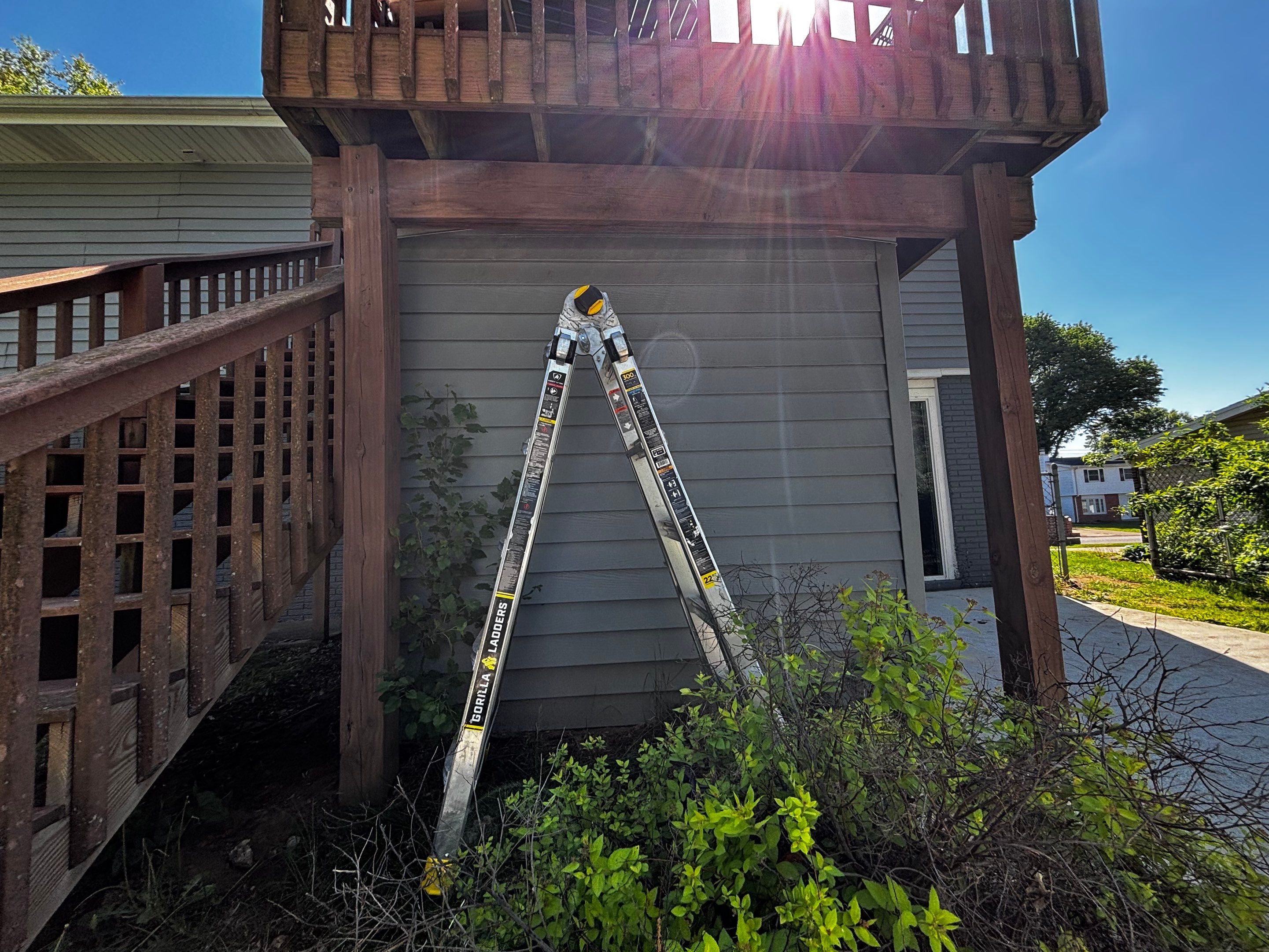 Exterior Siding, Caulking & Gutter Repair – Belleville, IL by Legendary Services Company LLC.