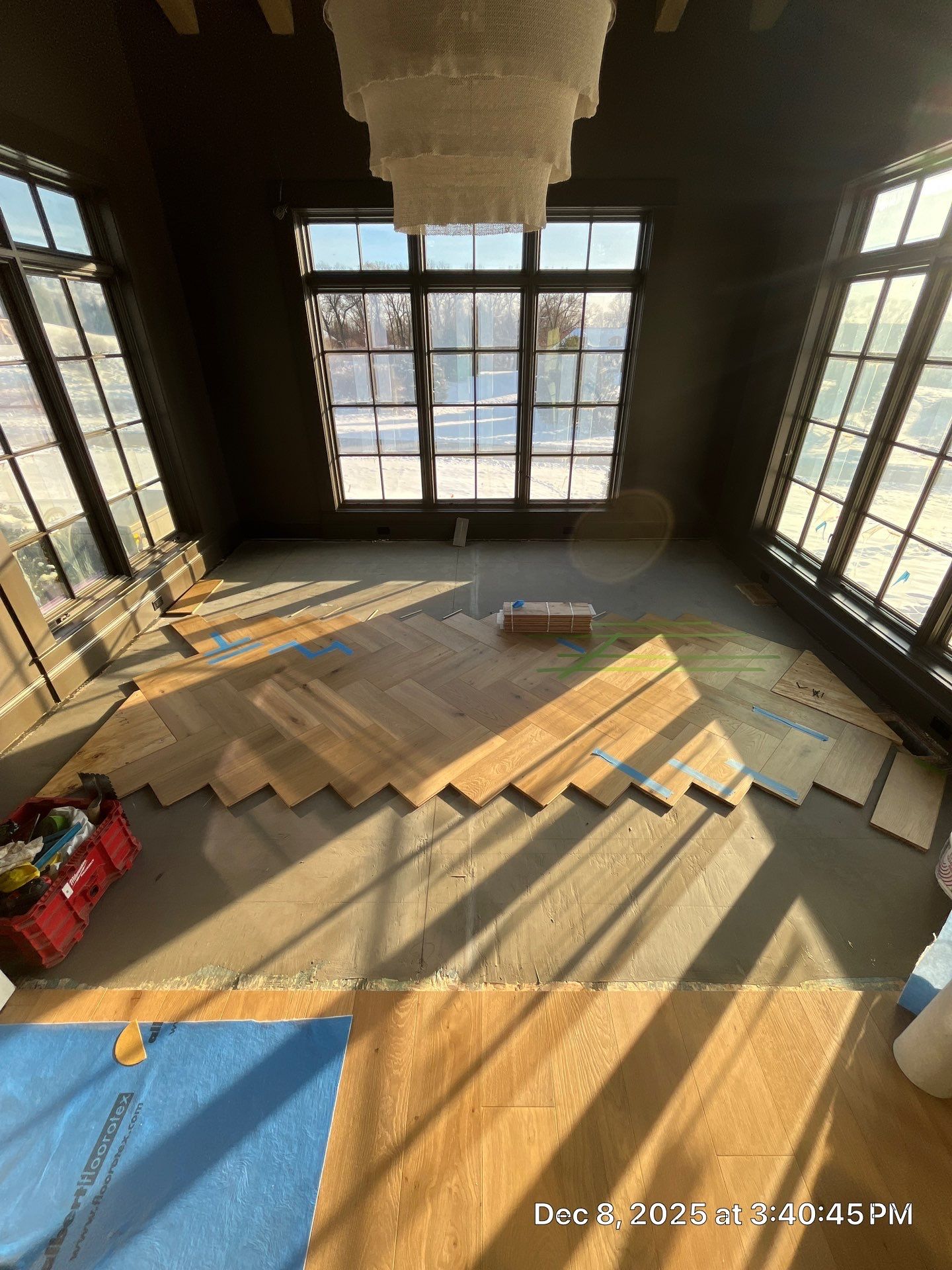 A DREAMY DEN & Matching Hardwoods for this New Build by RTBaldwin Hardwood Floors