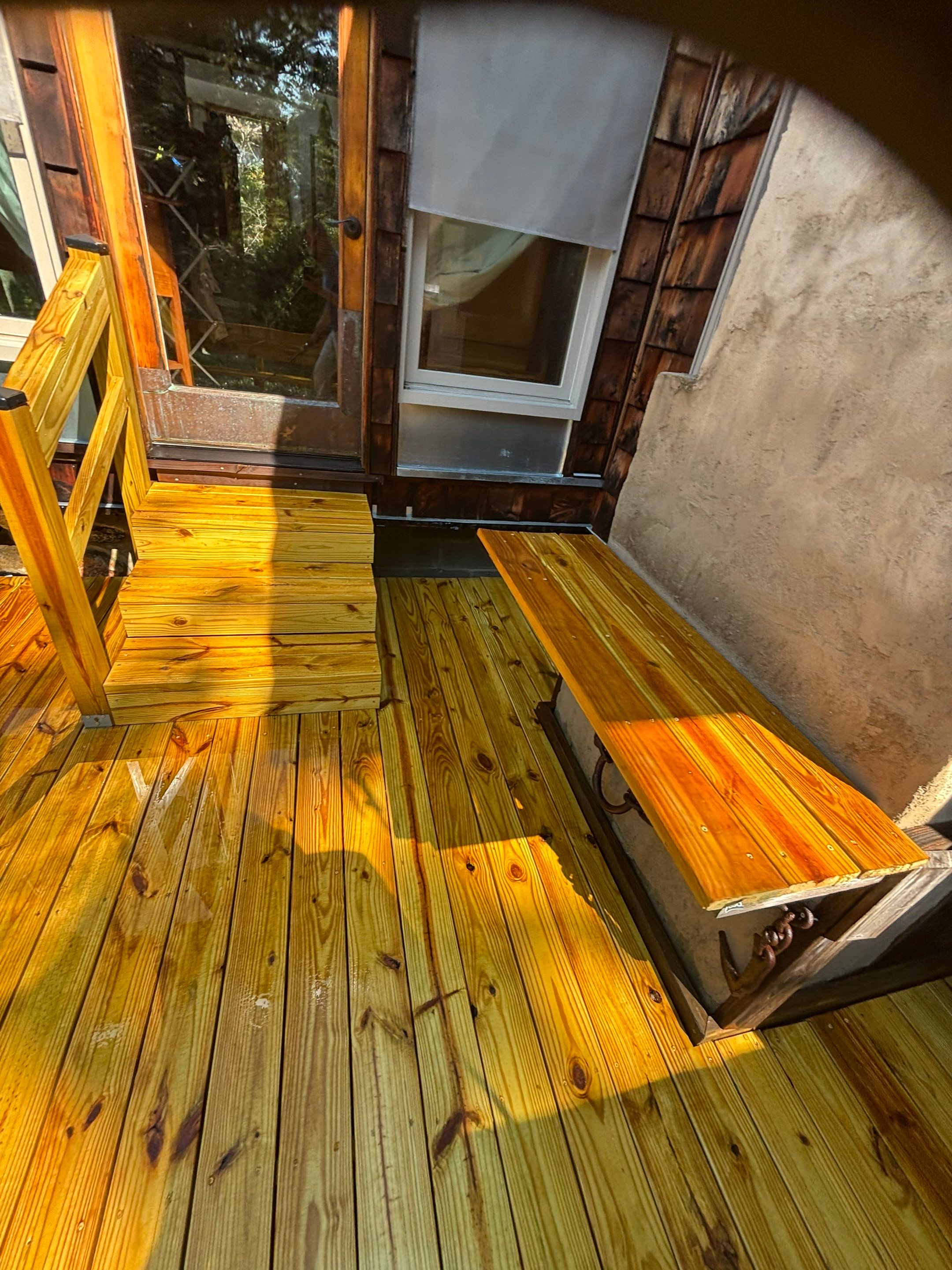 Wood Deck using Wood Sealant by DuraSeal