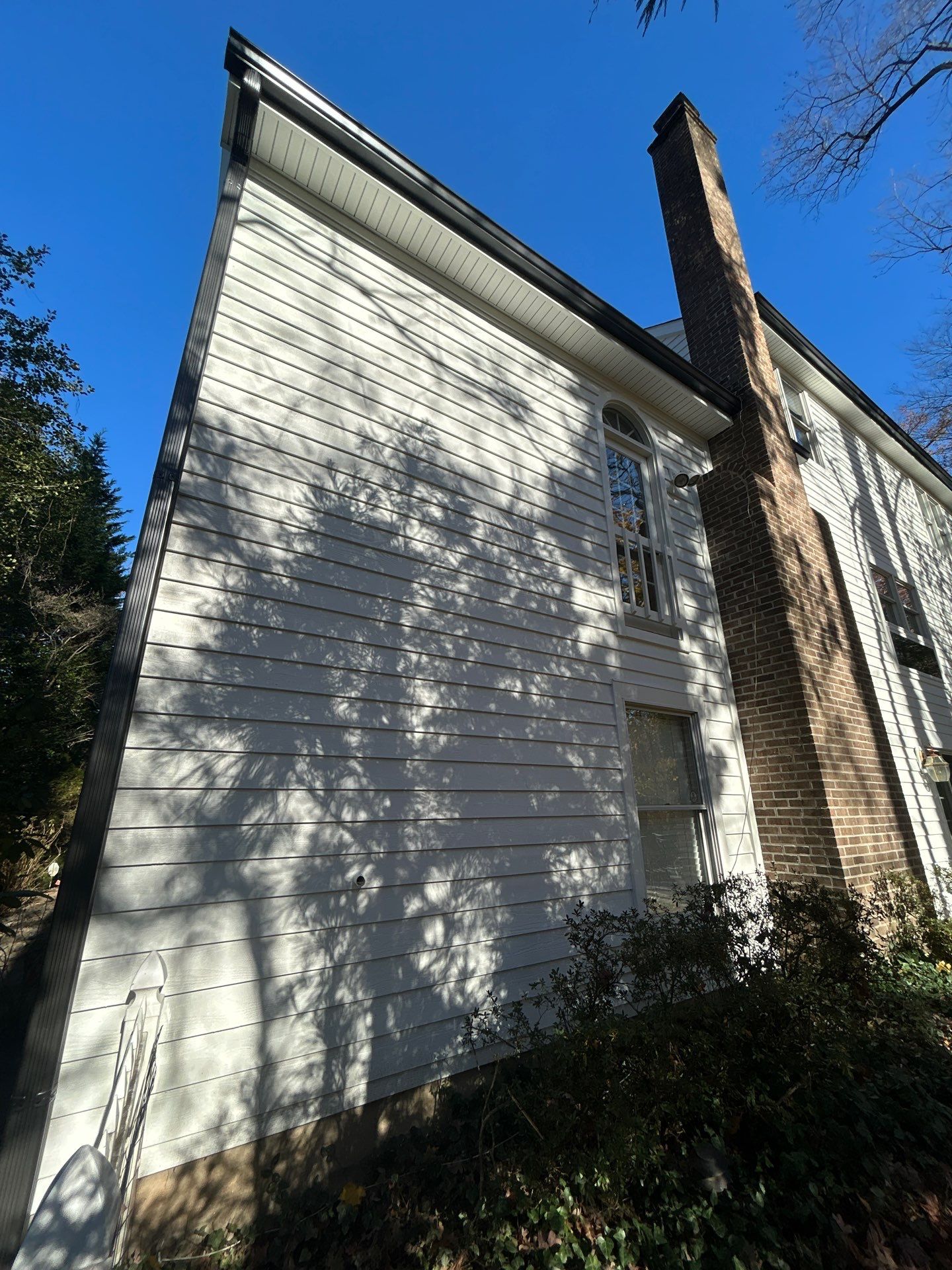 Arlington: Bevel Cedar Wood Siding Restoration by RM Banning, Inc.