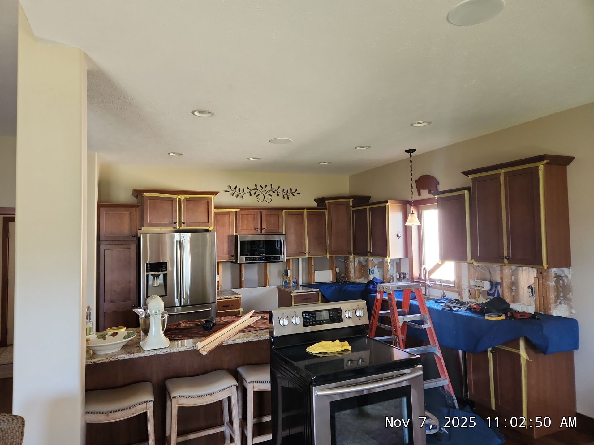 Kitchen Under and Upper Cabinet Lighting  by Abe Electric 