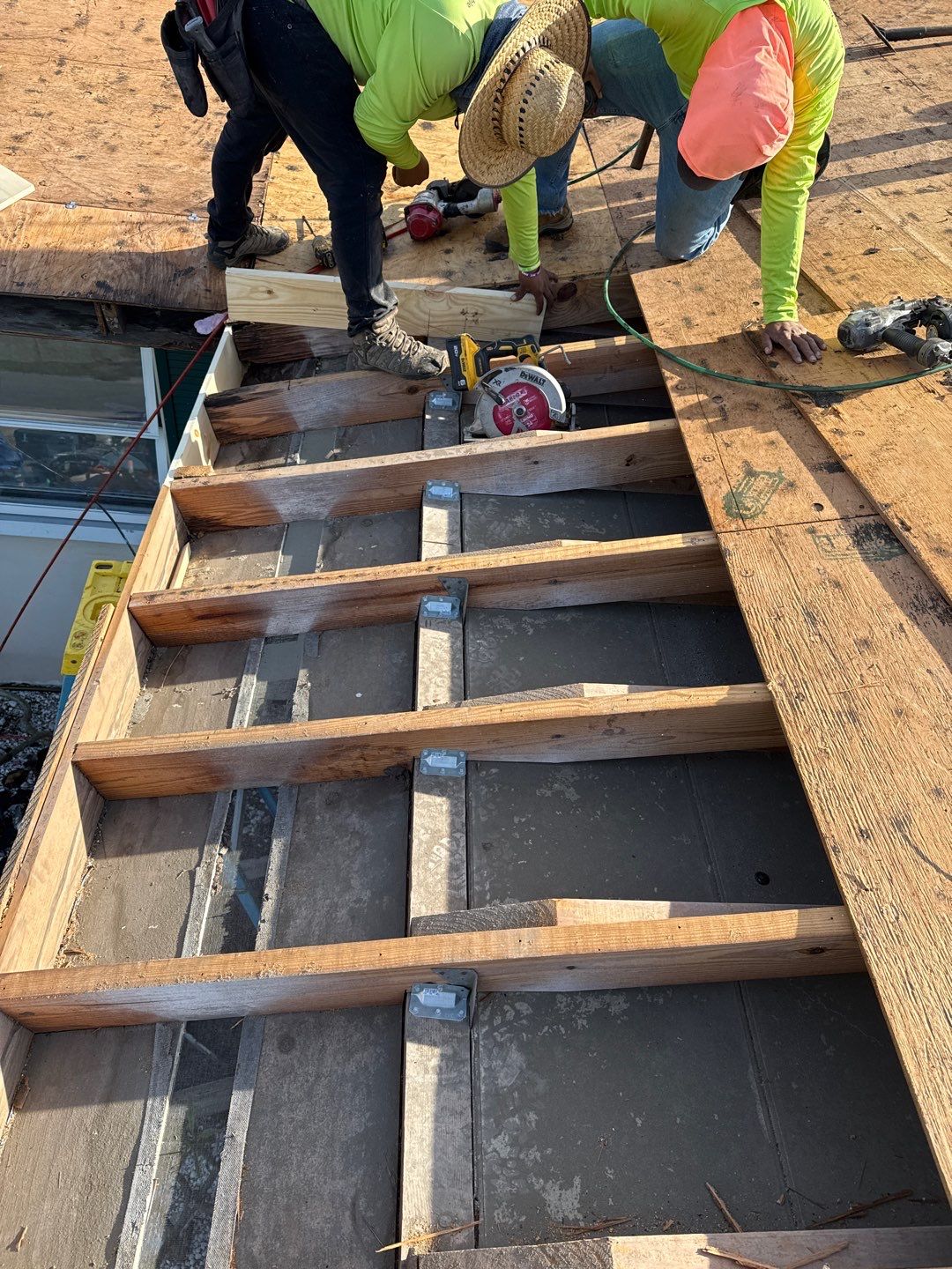 Project in Clearwater 33763 by Mitchell Roofing Company LLC 