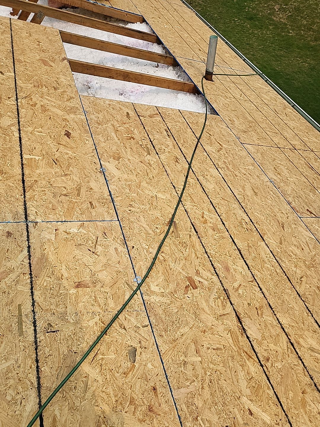 ATLAS PINNACLE COLOR: COASTAL GRANITE by Eagle Eye Roofing