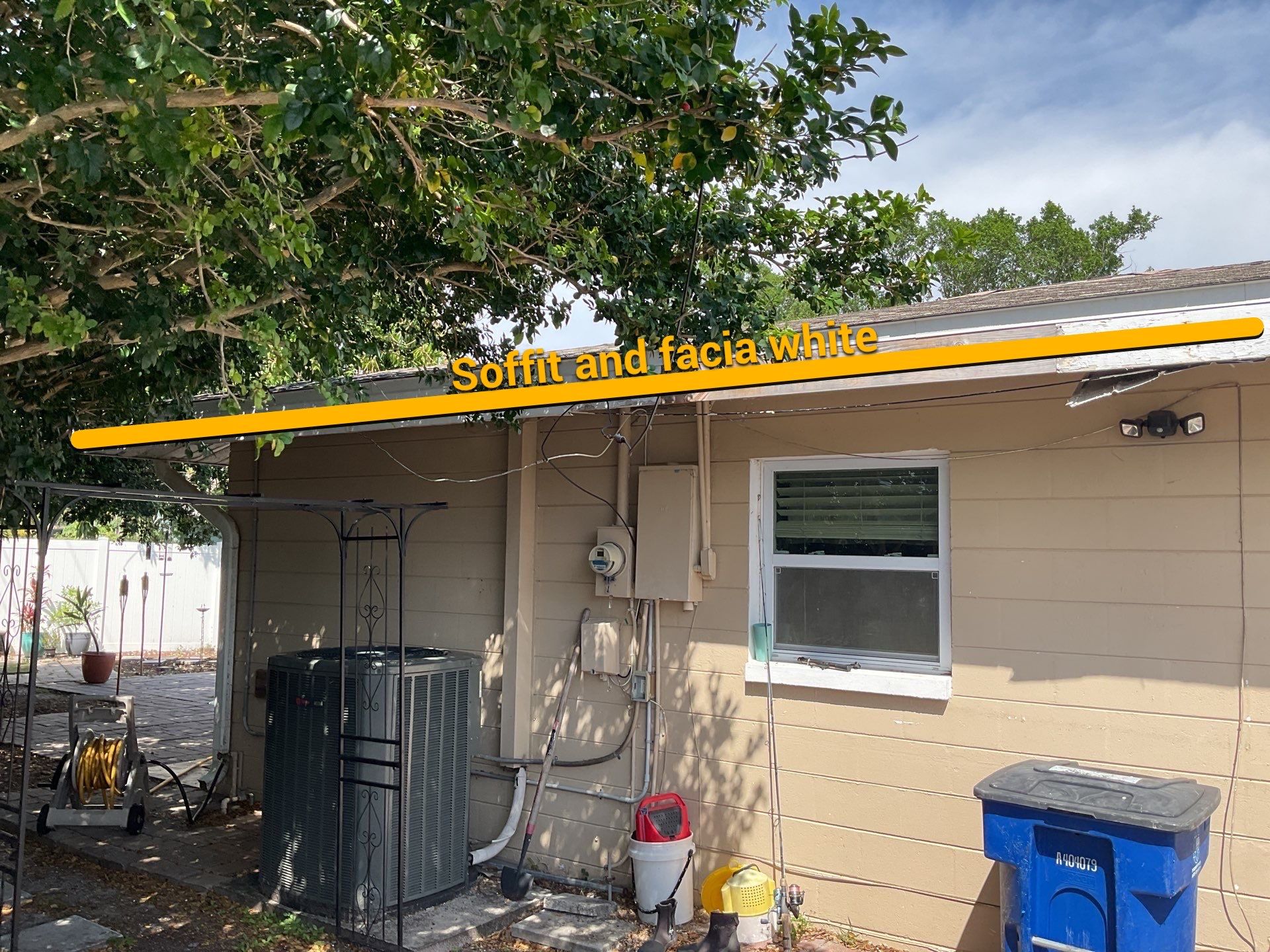 Soffit and Fascia Replacement in Fort Myers FL by Gutter Professors
