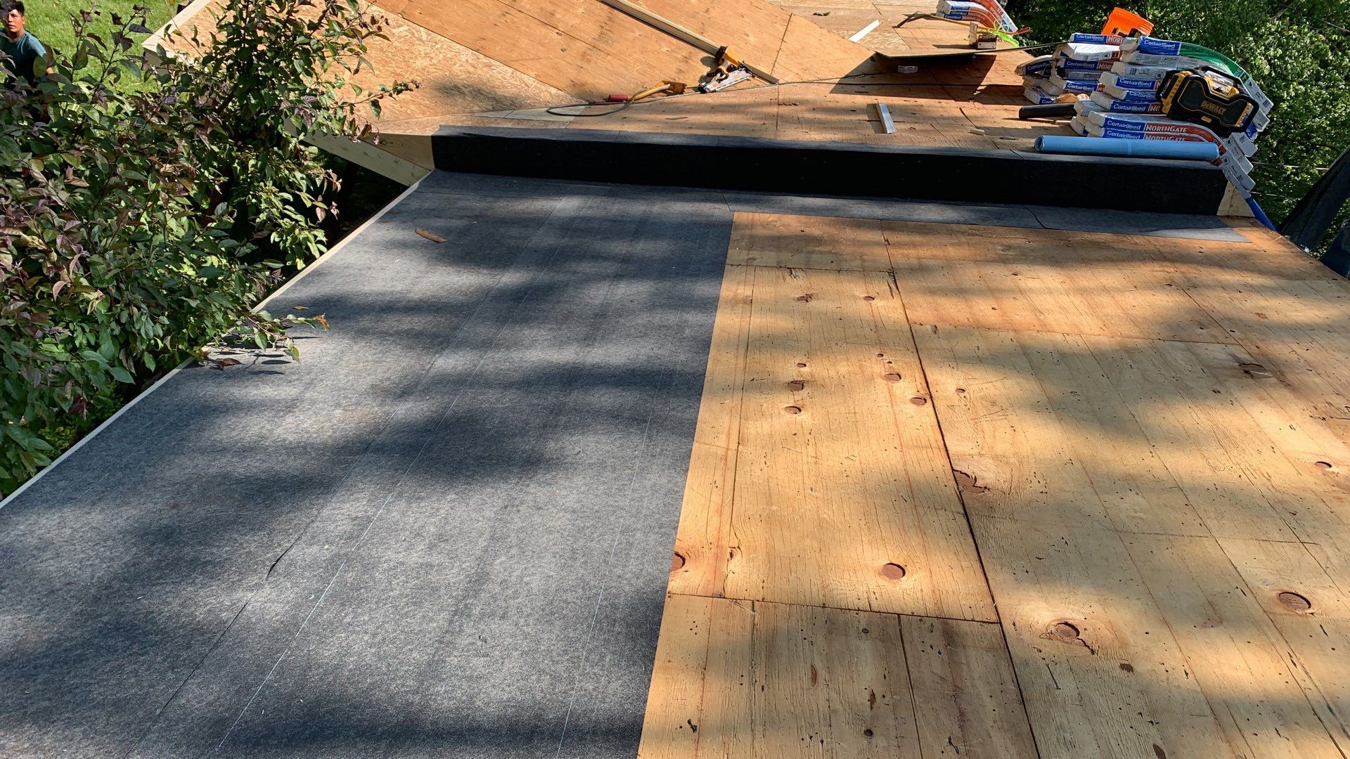 Roof Replacement using CertainTeed Landmark by 180 Contractors