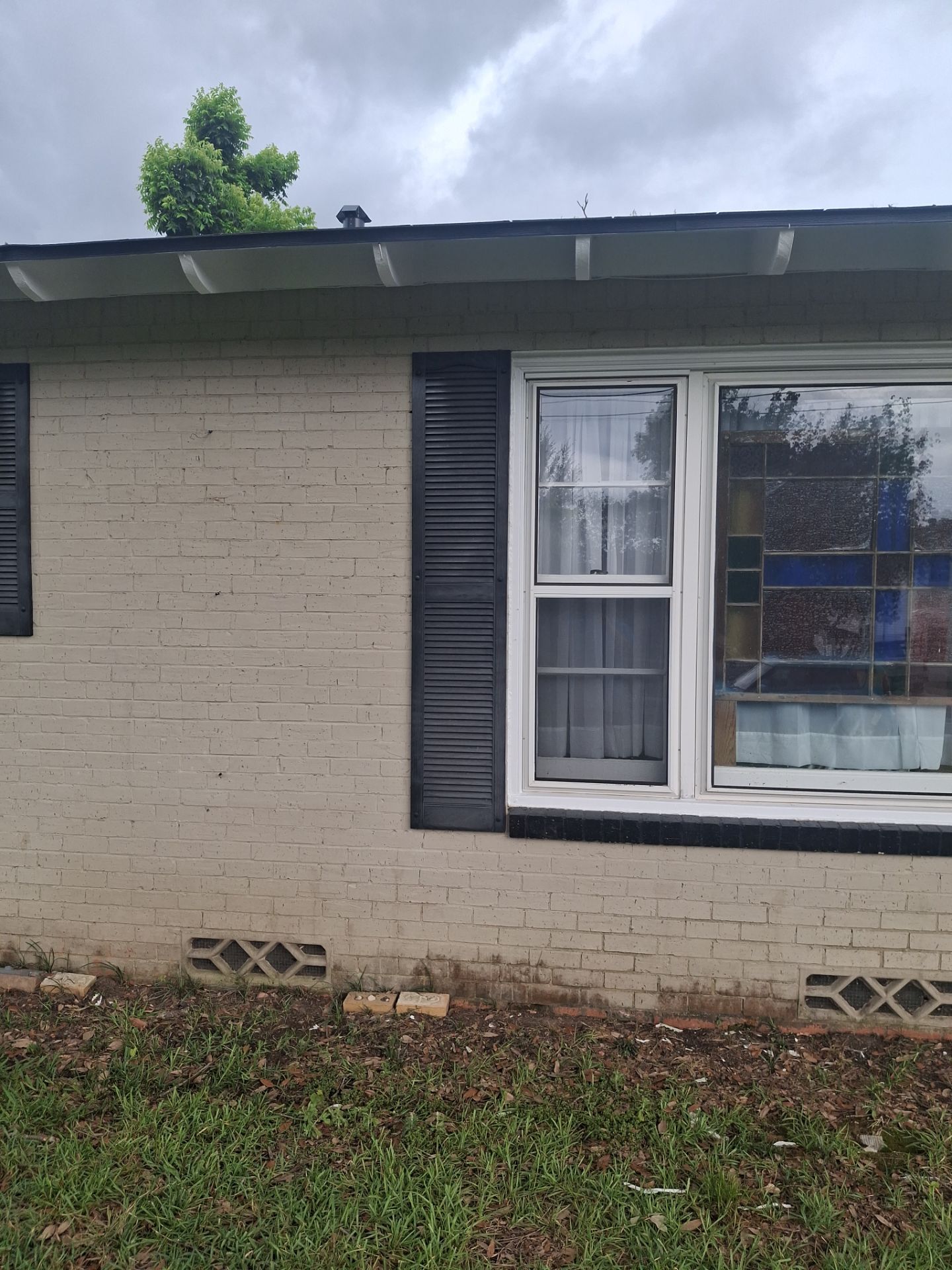 From Forgettable to Modern: An Exterior Brick Paint Job in Tyler TX by Quality Coats Painting