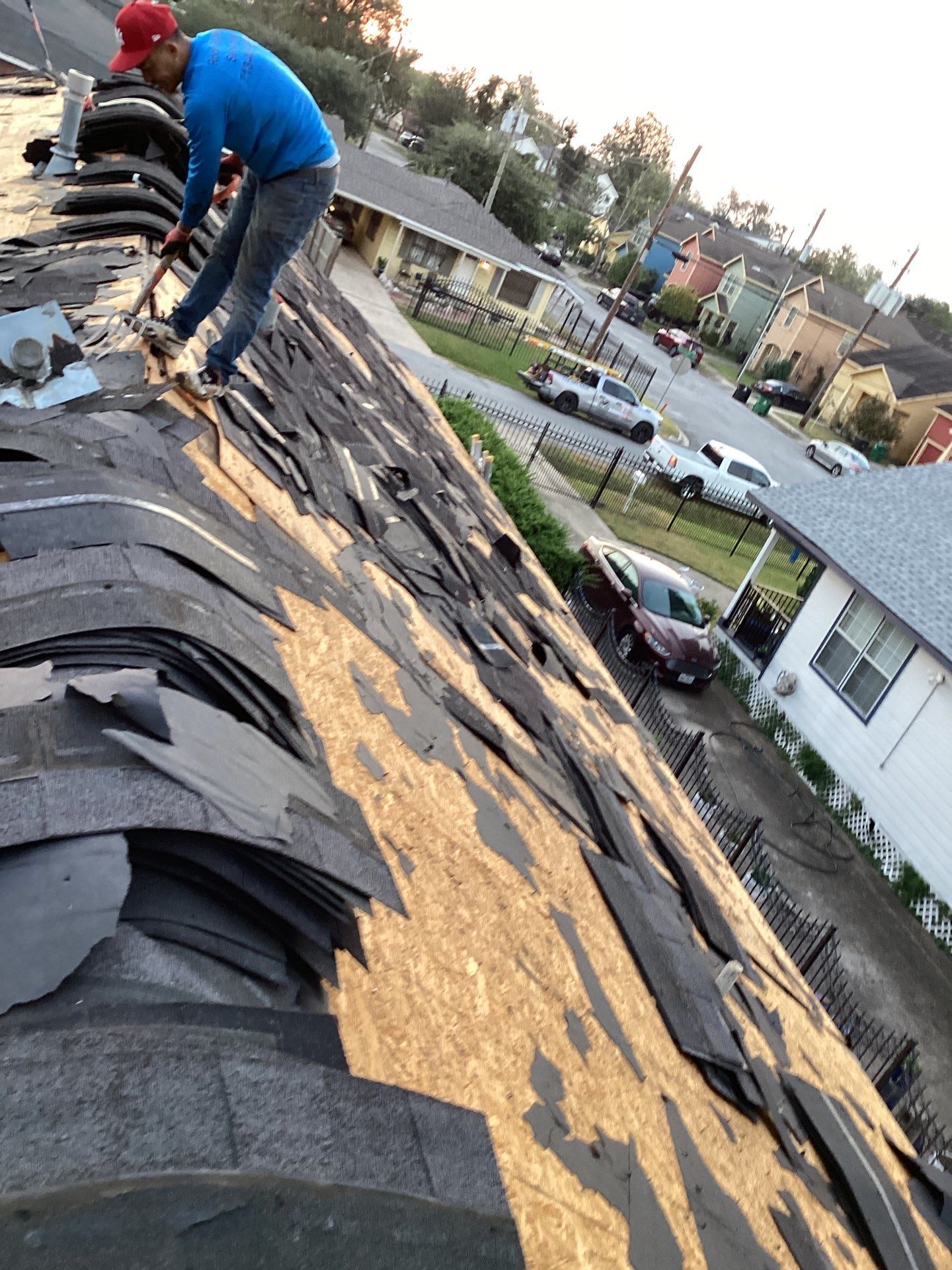 Residential Roofing Installation using Owen's Corning Duration (Lifetime) Shingles by Roof Repair Company