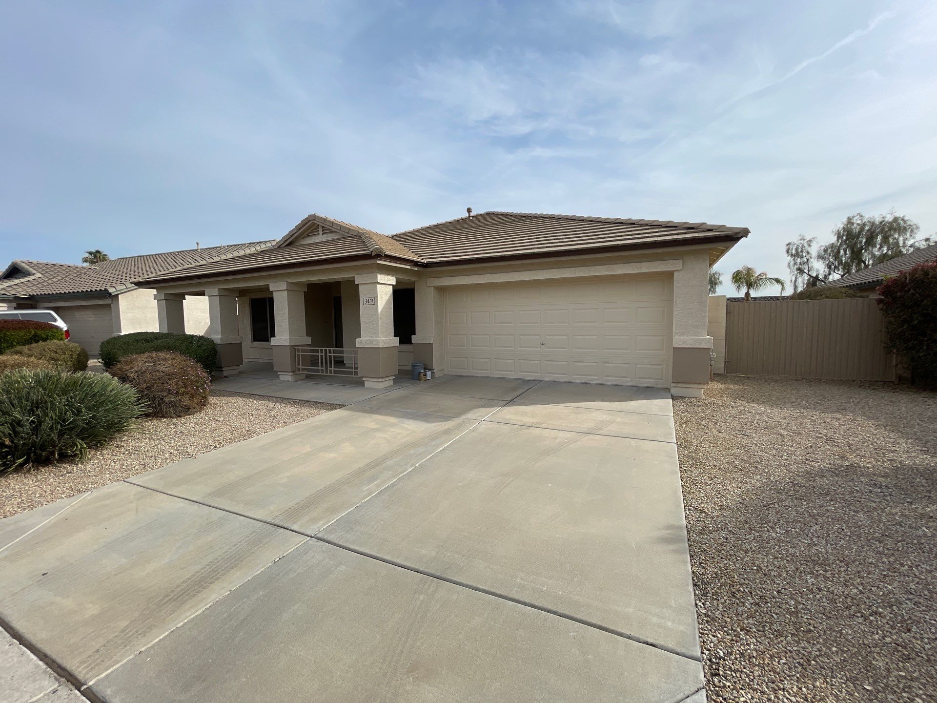 Hamilton - A Gorgeous Home Exterior Makeover in Phoenix, AZ with Dunn Edwards Paints by Double G Painting Contractors, LLC