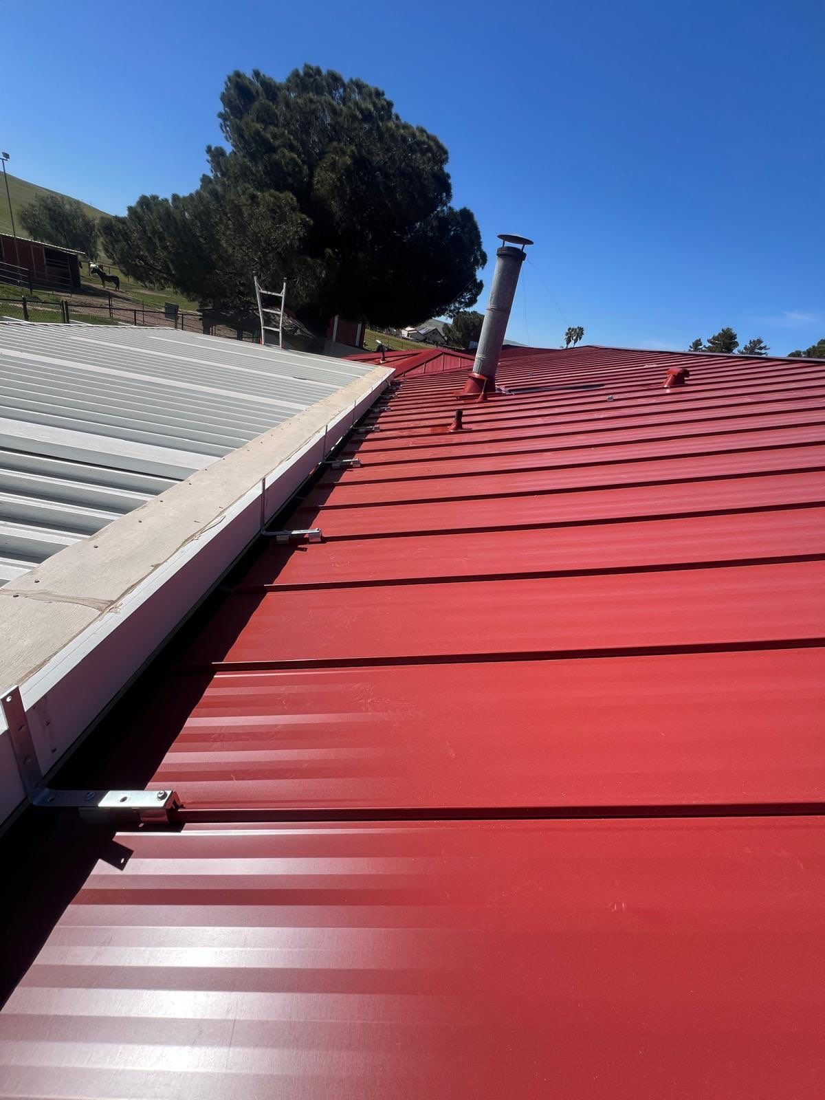 Metal Roofing by Straight Edge Roofing Inc