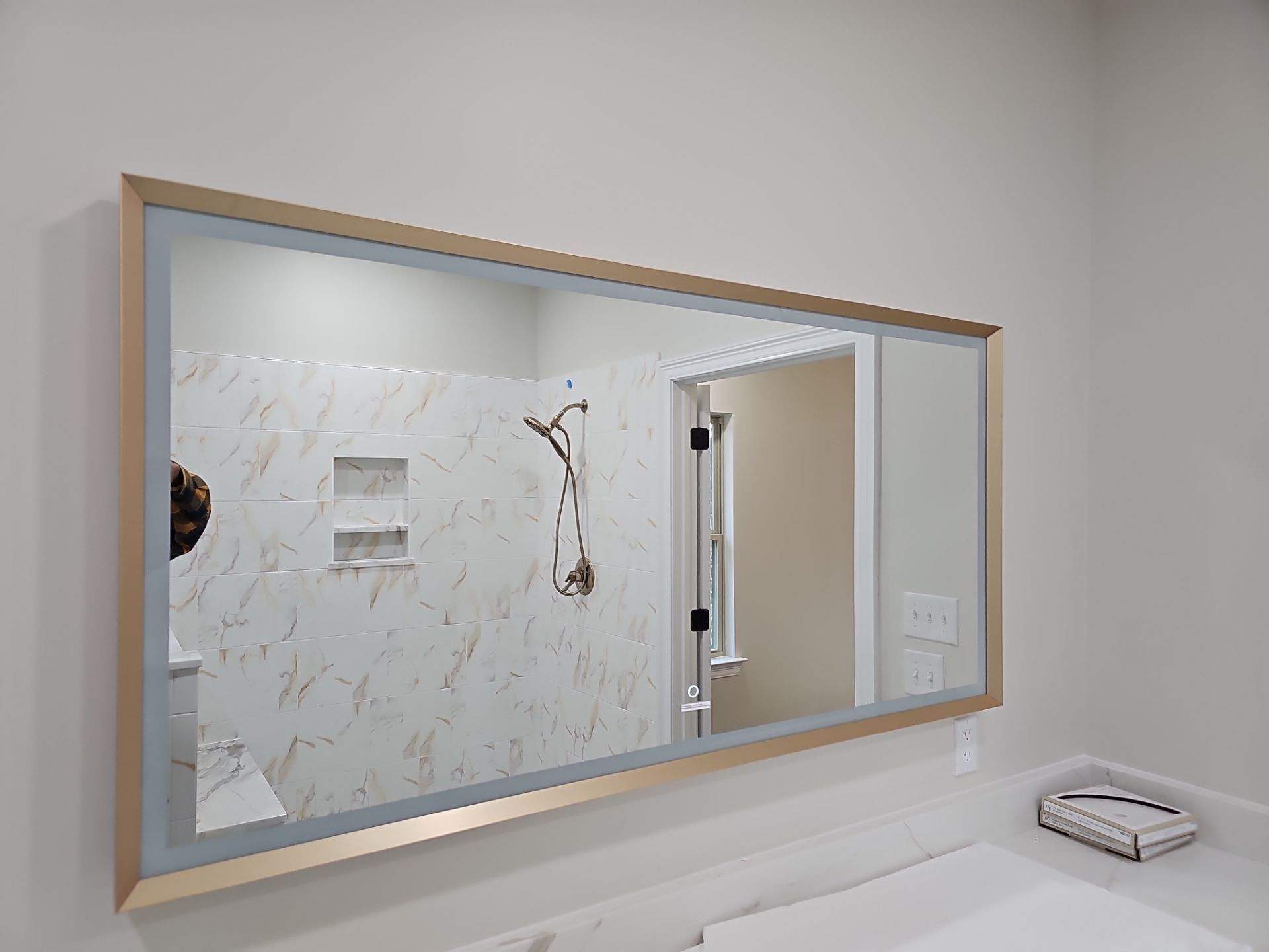 Art & Mirror Hanging Projects by Hangman Mounting & Installation 