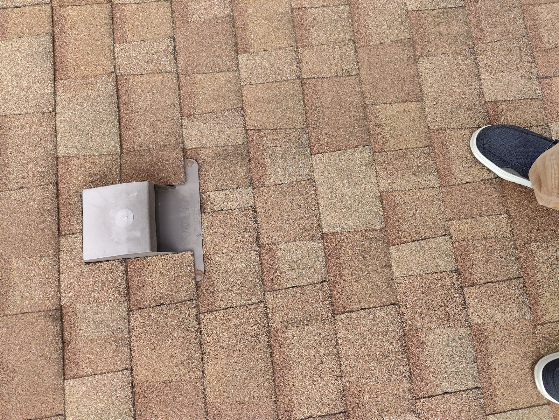 Roof Replacement using Owens Corning Williamsburg Grey by 180 Contractors