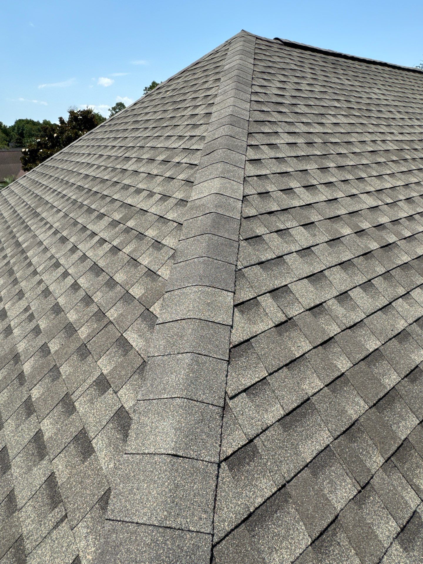 GAF HDZ - Weathered Wood by Linta Roofing Inc