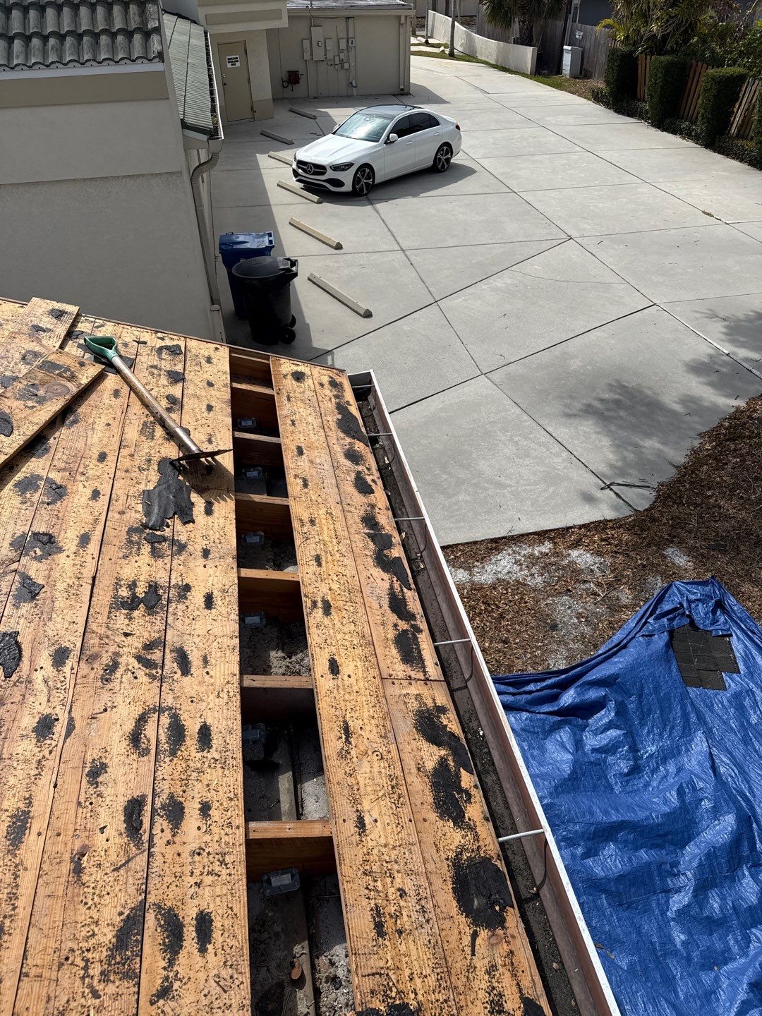 Project in St. Petersburg 33710 by Mitchell Roofing Company LLC 