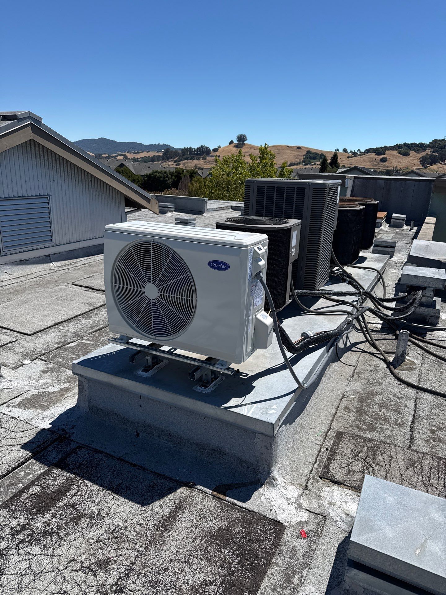 AC Replacment On Roof In Petaluma by Green Core Heating & Air