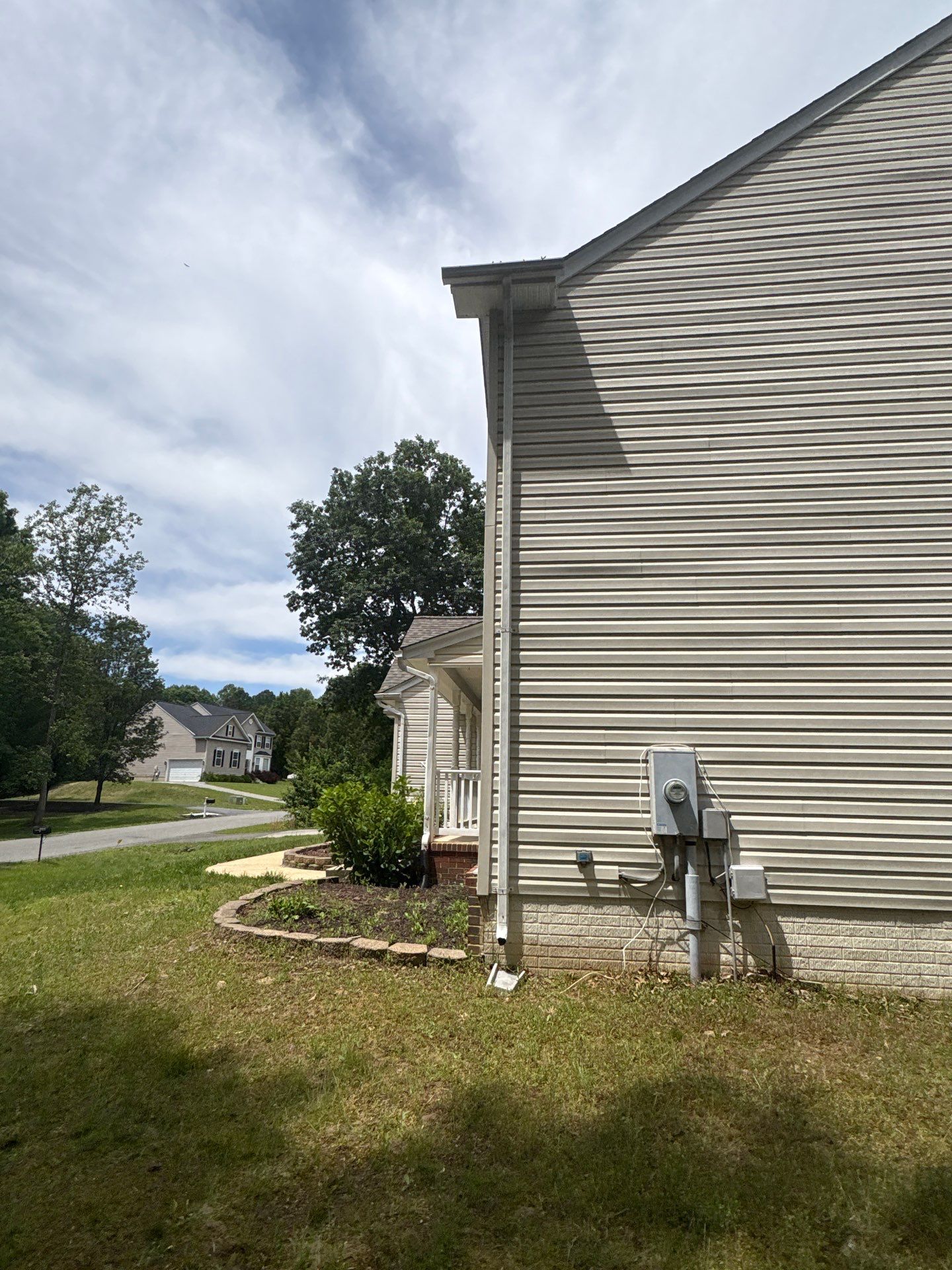 Siding Installation using Vinyl CertainTeed Main Street by ExteriorPros