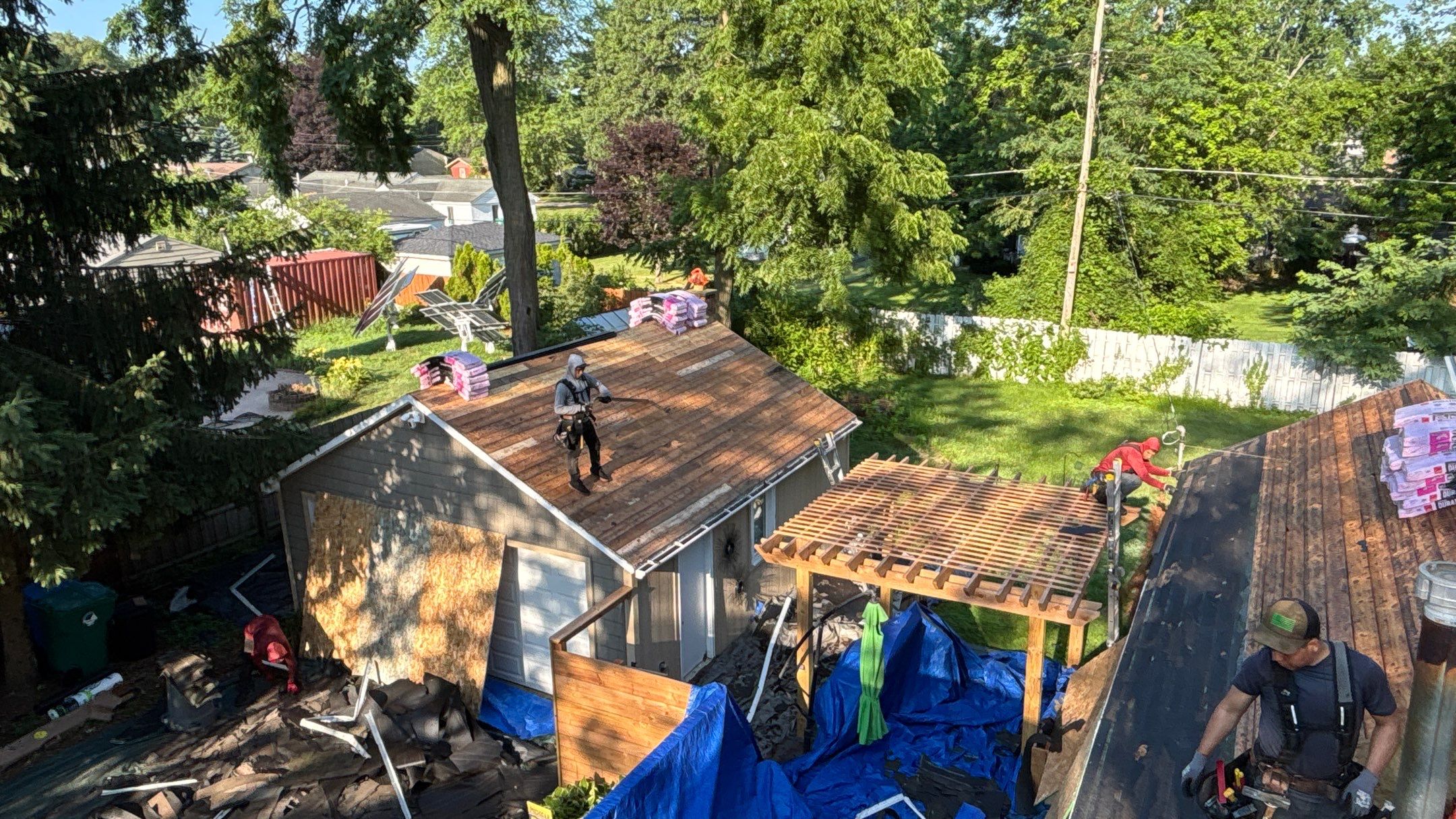 Roof Replacement using Owens Corning Peppercorn by 180 Contractors