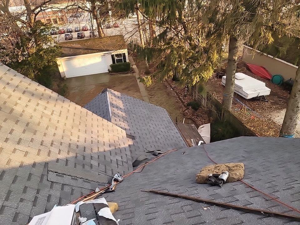 ATLAS PINNACLE COLOR: PRISTINE PEWTER DRIP EDGE: BLACK by Eagle Eye Roofing