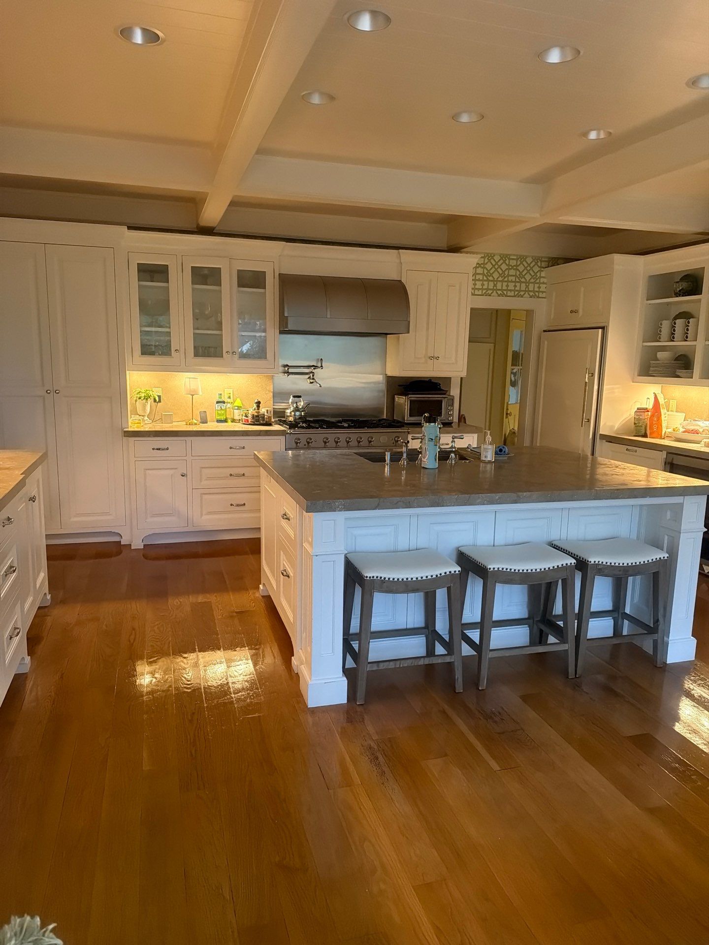 House Cleaning and Maid Service in Dunthorpe Portland by Cloud 9 Professional Cleaning Services