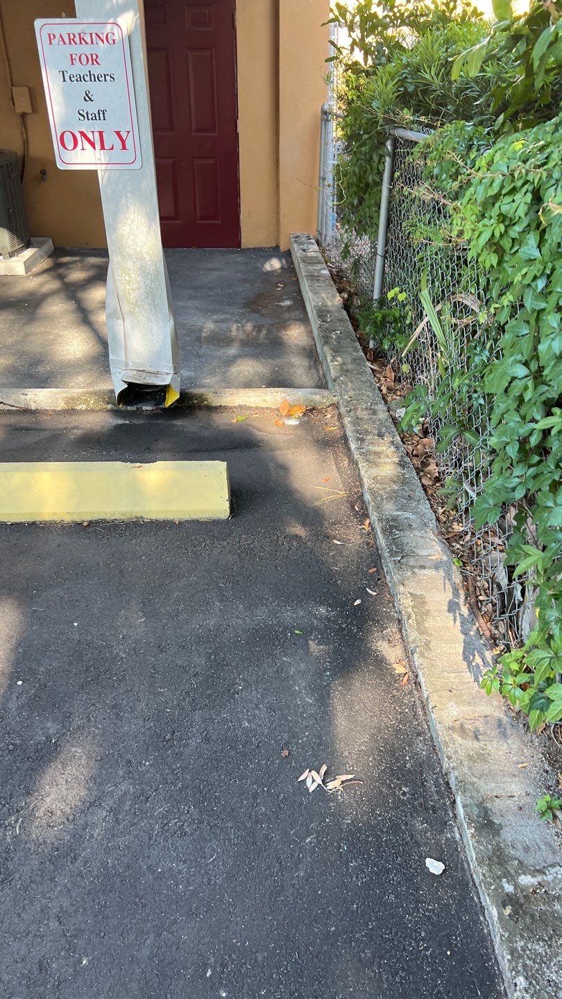 Bradenton, FL 5 ft. Tall Black 3-Rail Aluminum Fence by Asap fence and gates, LLC