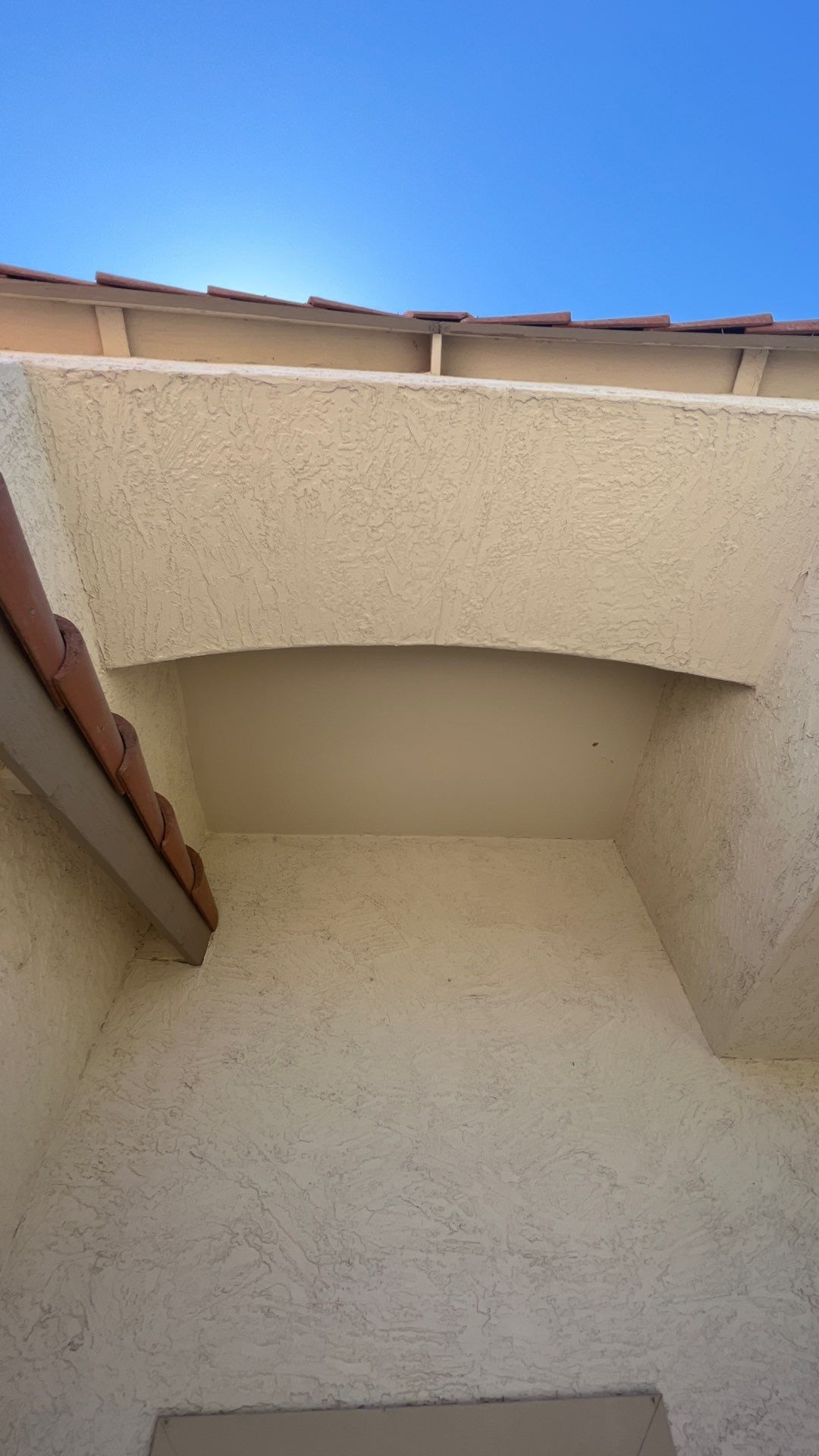 Exterior Painting using Dunn-Edwards EVERSHIELD®  by Crash of Rhinos Painting & Garage Floors