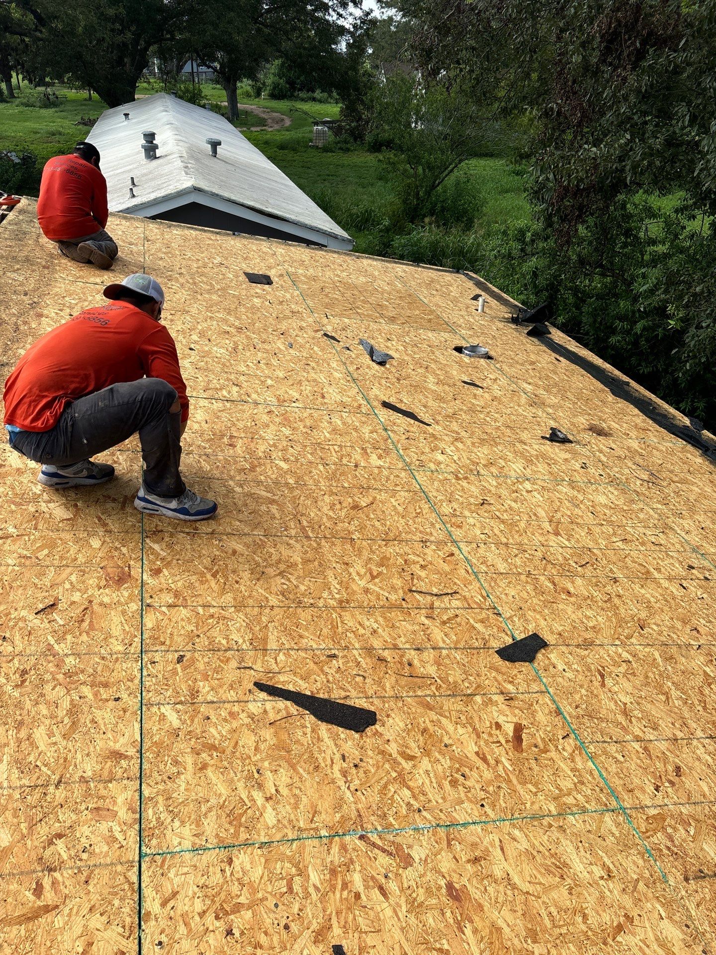 Residential Roofing Installation using Owen's Corning Duration (Lifetime) Shingles by Roof Repair Company