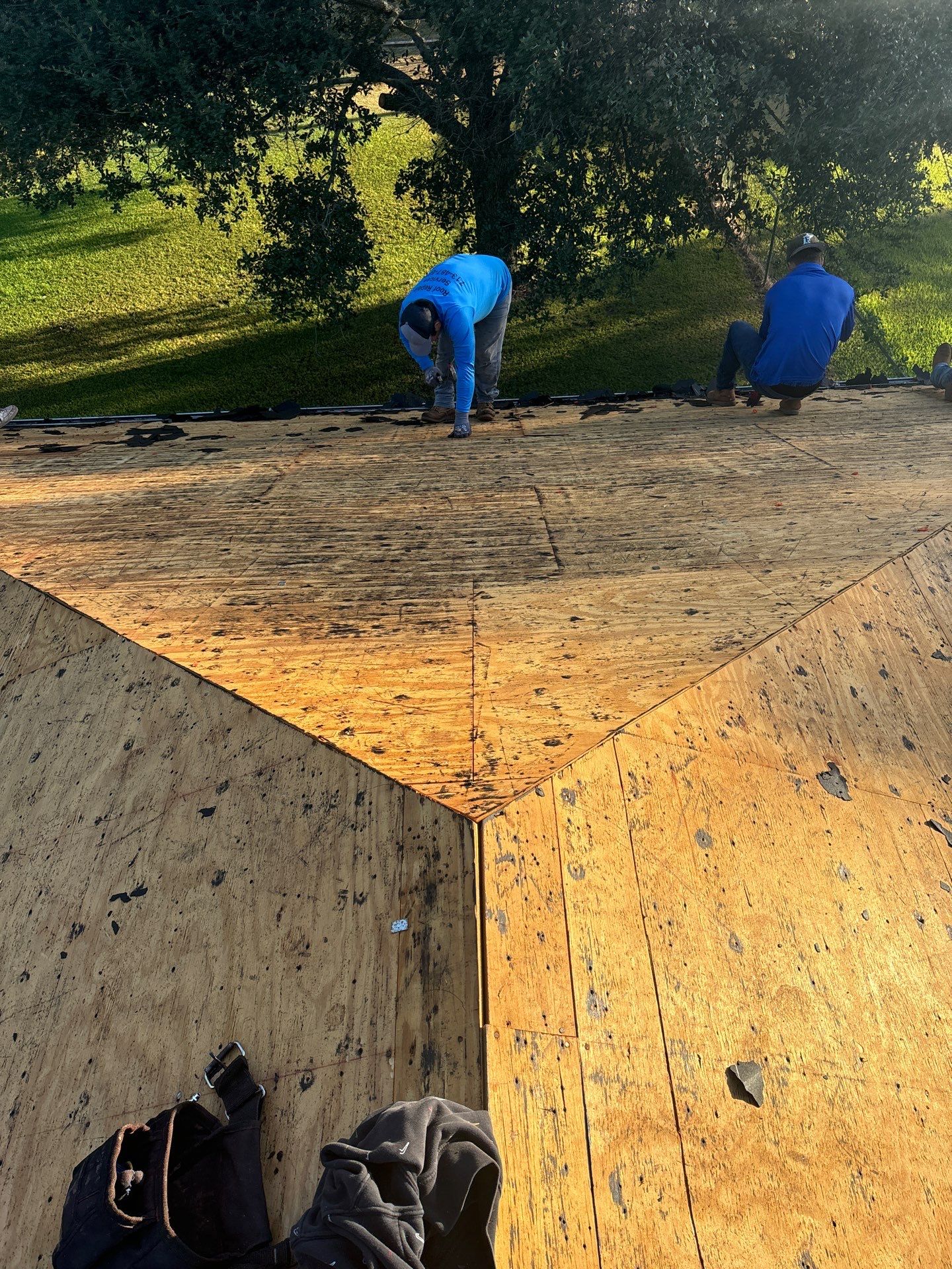 Residential Roofing Installation using Owen's Corning Duration (Lifetime) Shingles by Roof Repair Company