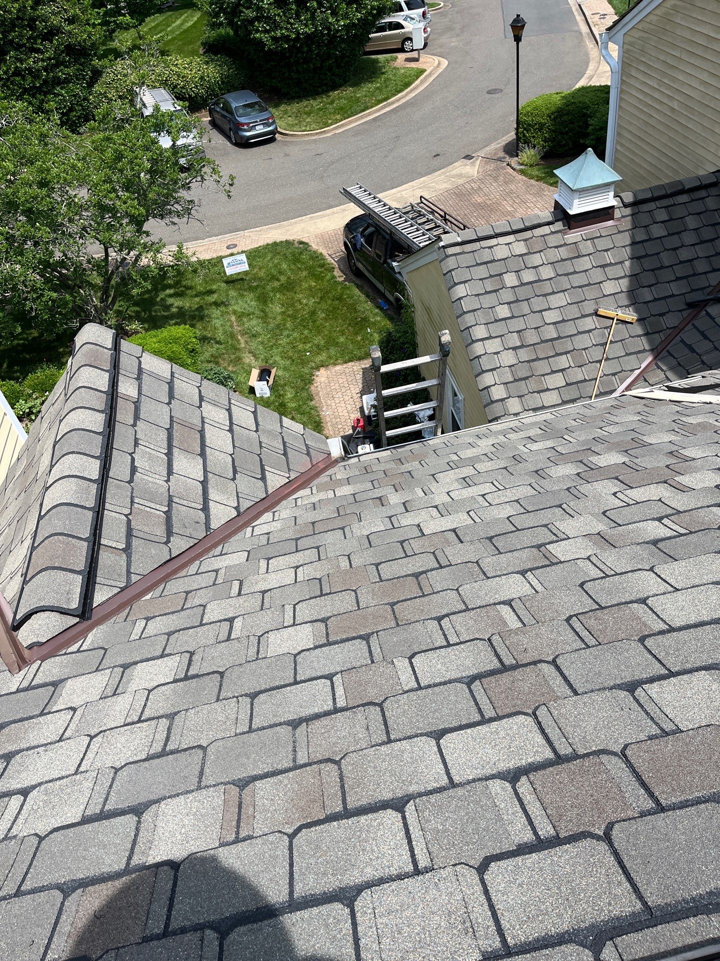 Arlington: CertainTeed Grand Manor Designer Shingles in Weathered Wood by RM Banning, Inc.