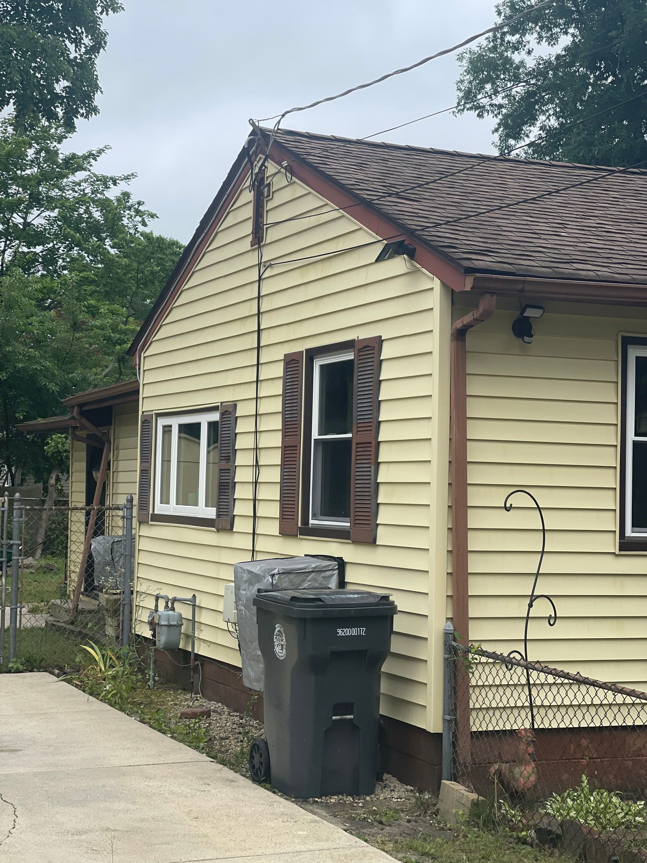 House, Deck & Concrete Cleaning by SJ Exterior