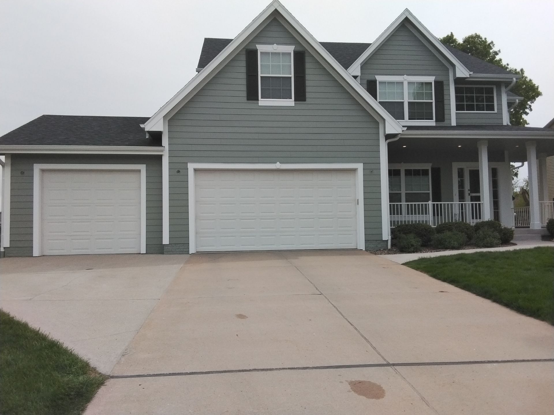 Residential Exterior Repaint and Refresh by Midwest Paint LLC