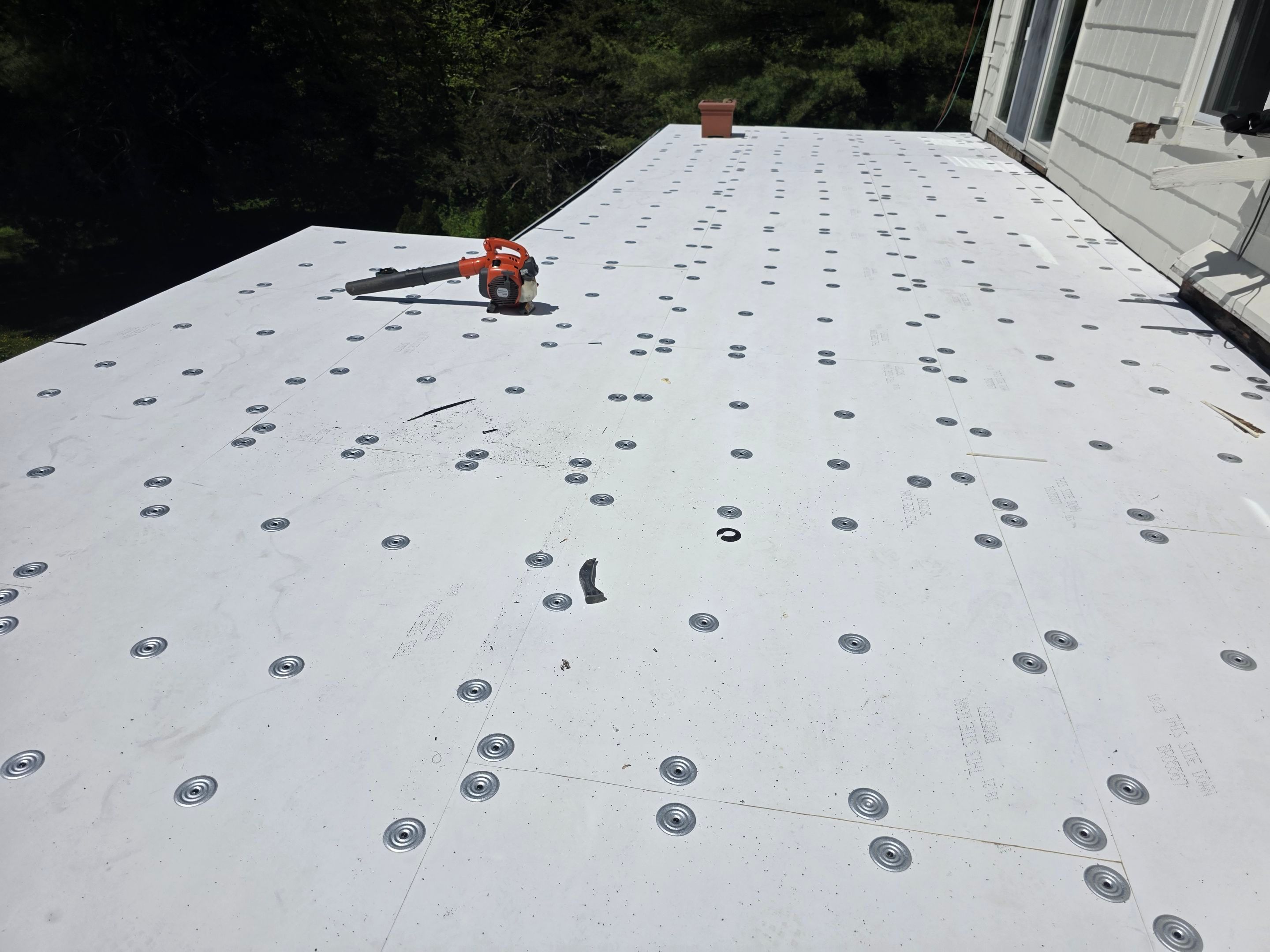 Owens Corning Duration: Slatestone Gray + Cedar Shingles + EPDM in Middletown by Golden Shield Roofing
