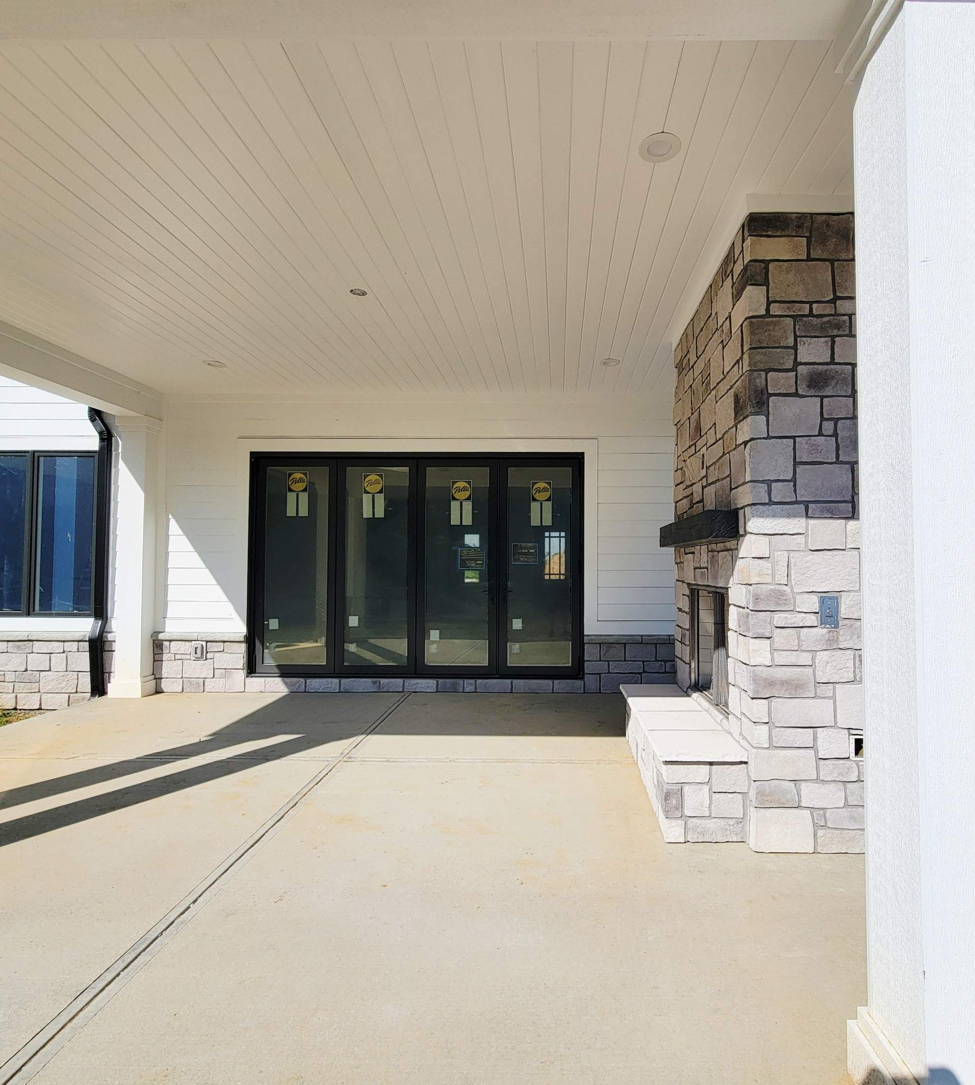 Toebben 25-3/Ledgestone Way by Pella Windows & Doors