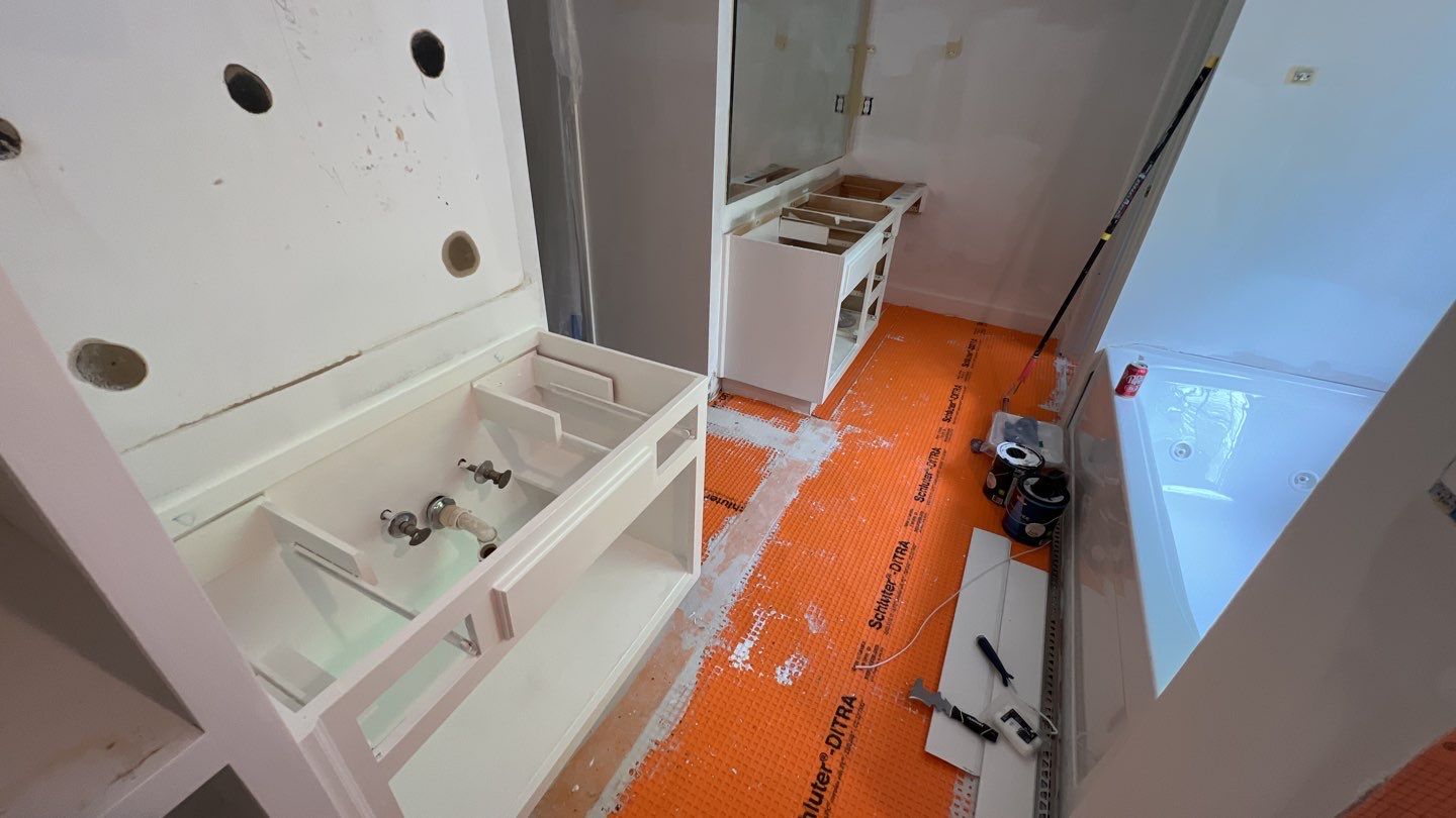 Huntington Parc Master Bath by Pillar and Pine