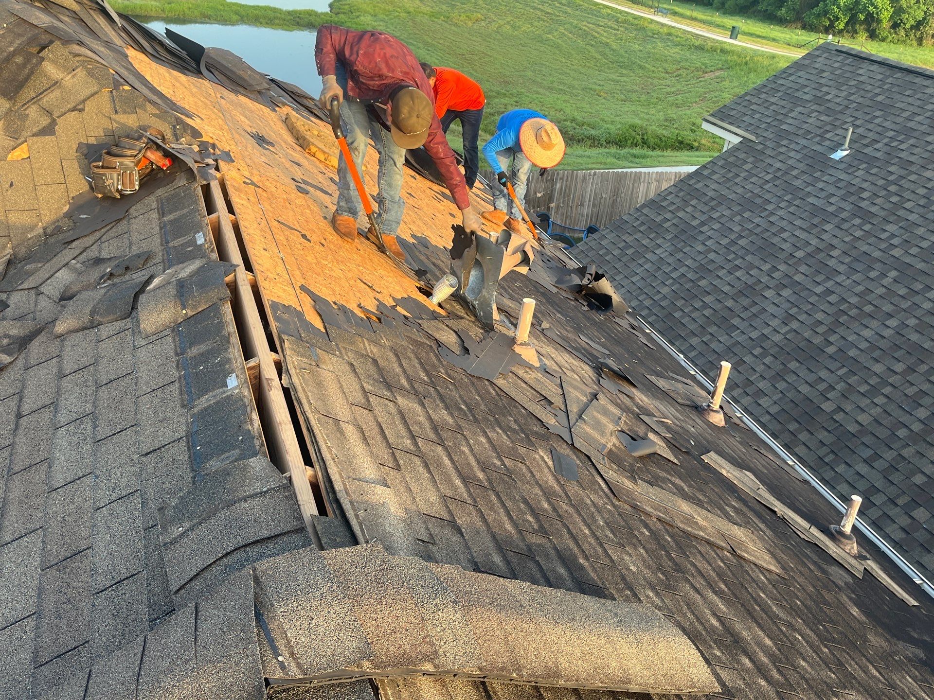 Residential Roofing Installation using Owen's Corning Duration (Lifetime) Shingles by Roof Repair Company