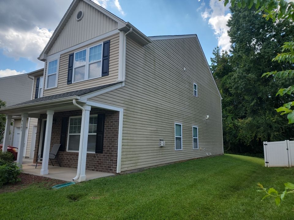 House Wash using cleaner by Power Wash Masters LLC