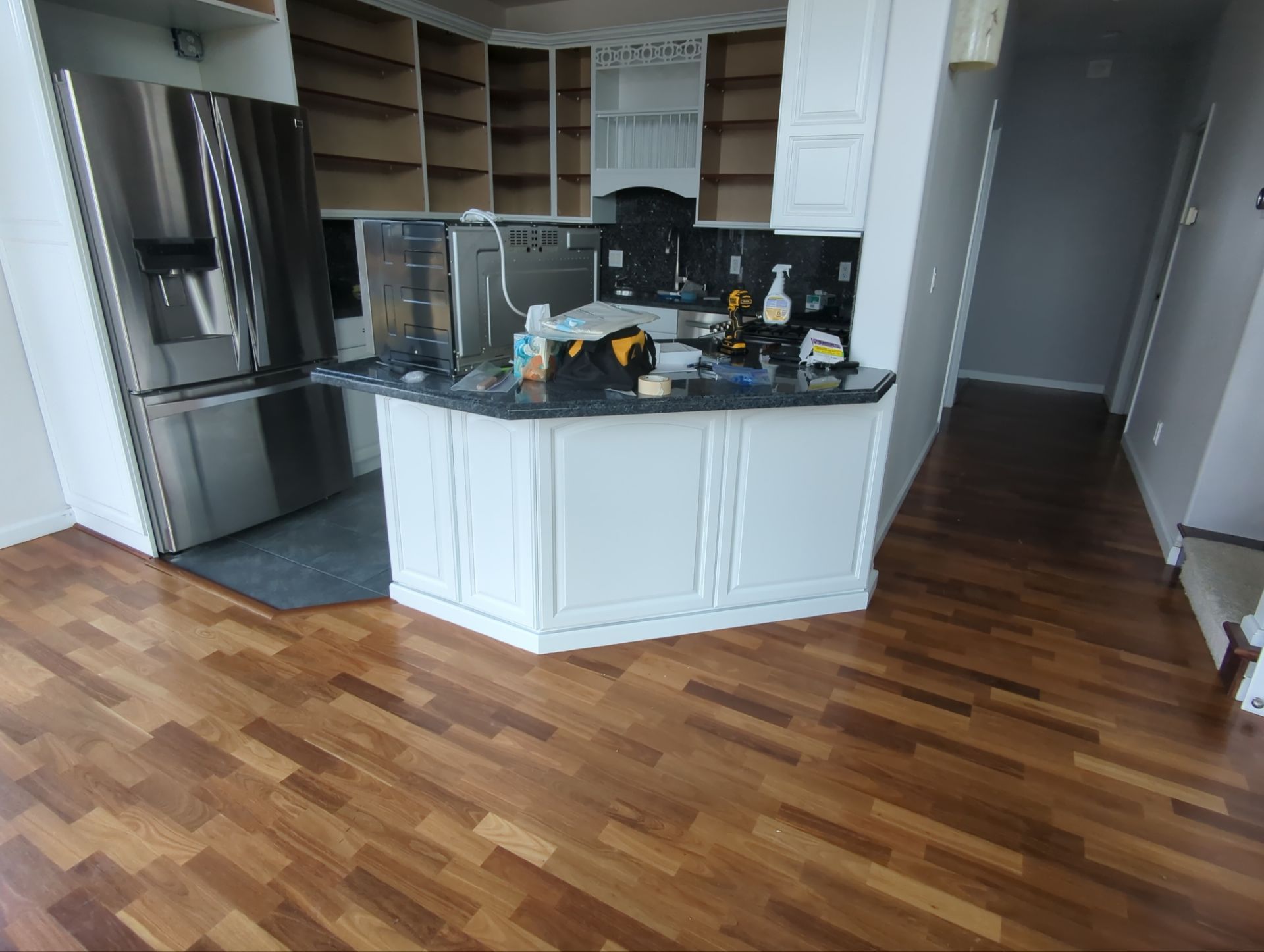 Kitchen Cabinet Repaint by Midnight Sun Painting