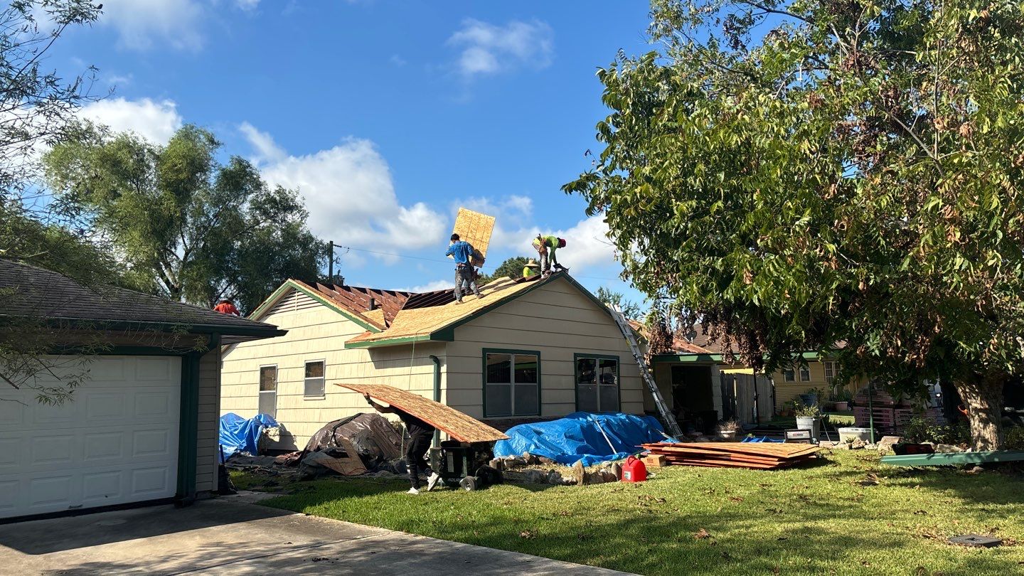 Residential Roofing Installation using Owen's Corning Duration (Lifetime) Shingles by Roof Repair Company