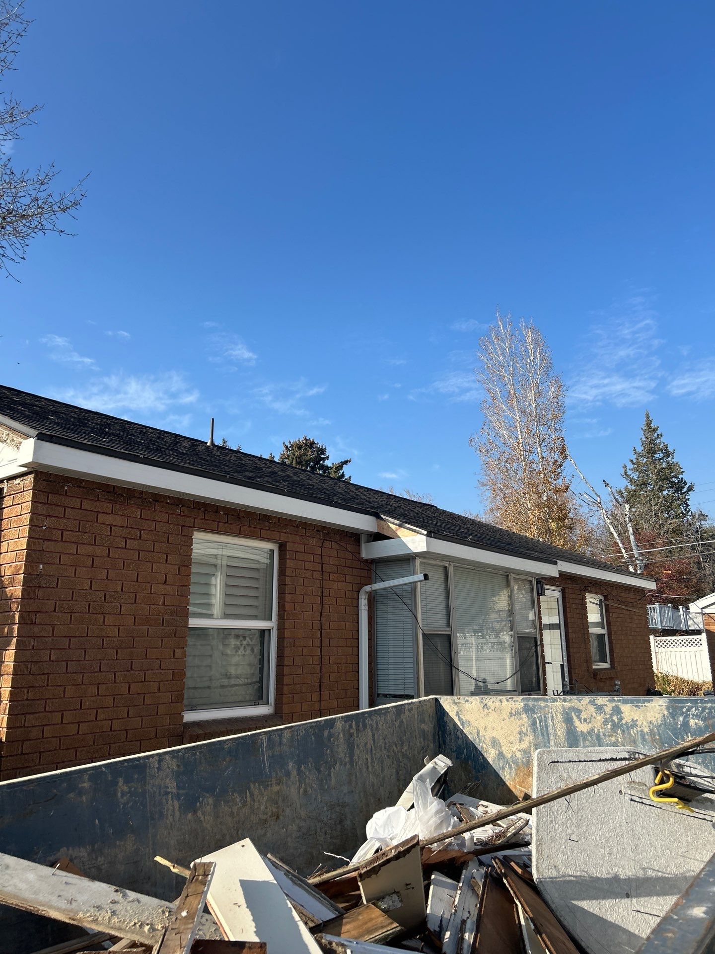 Salt Lake City | Mixed Profile Hardie Accent | Cobble Stone & Arctic White by Ideal Siding Utah