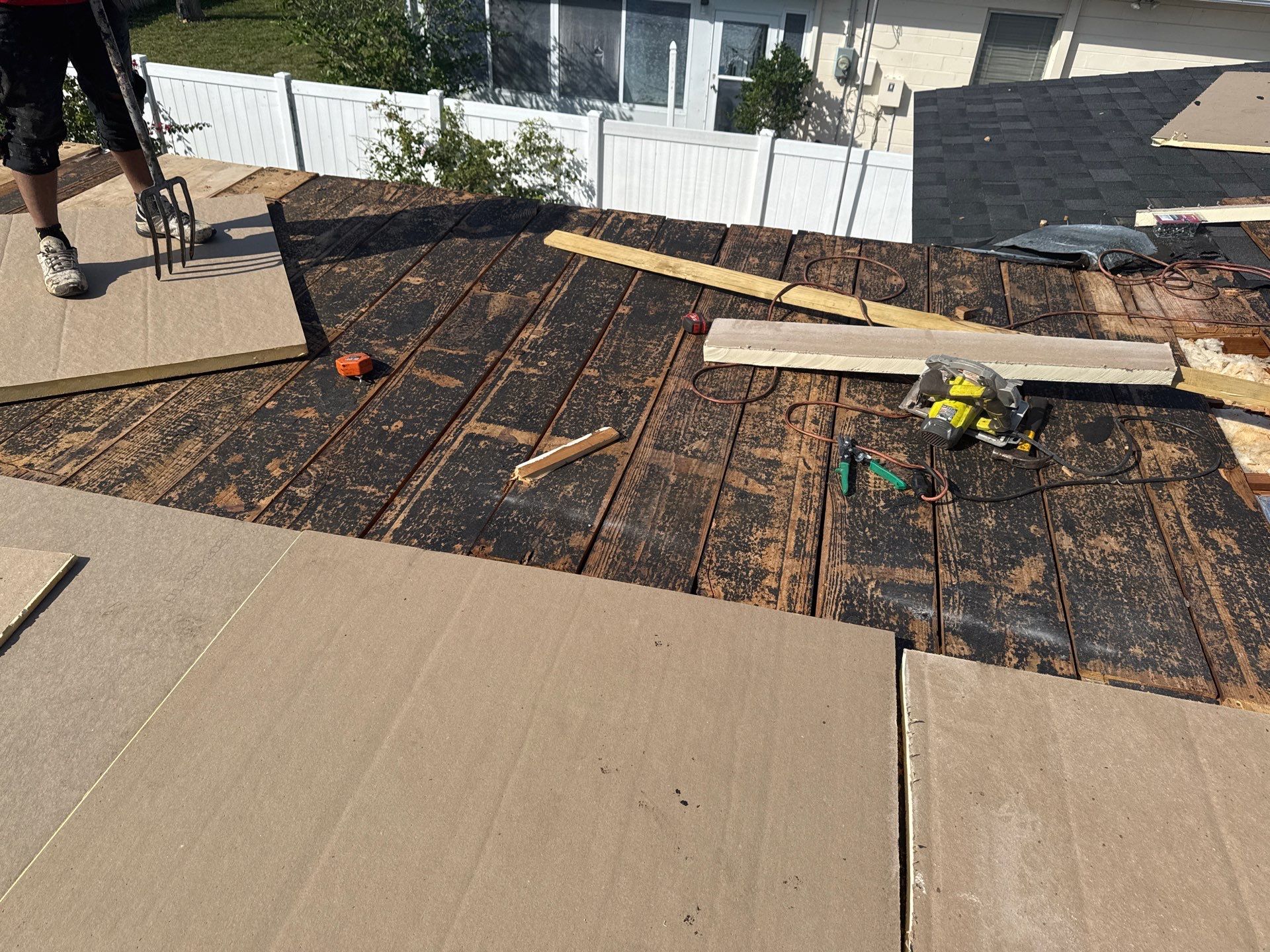Estate Gray Shingles by Reimagine Roofing