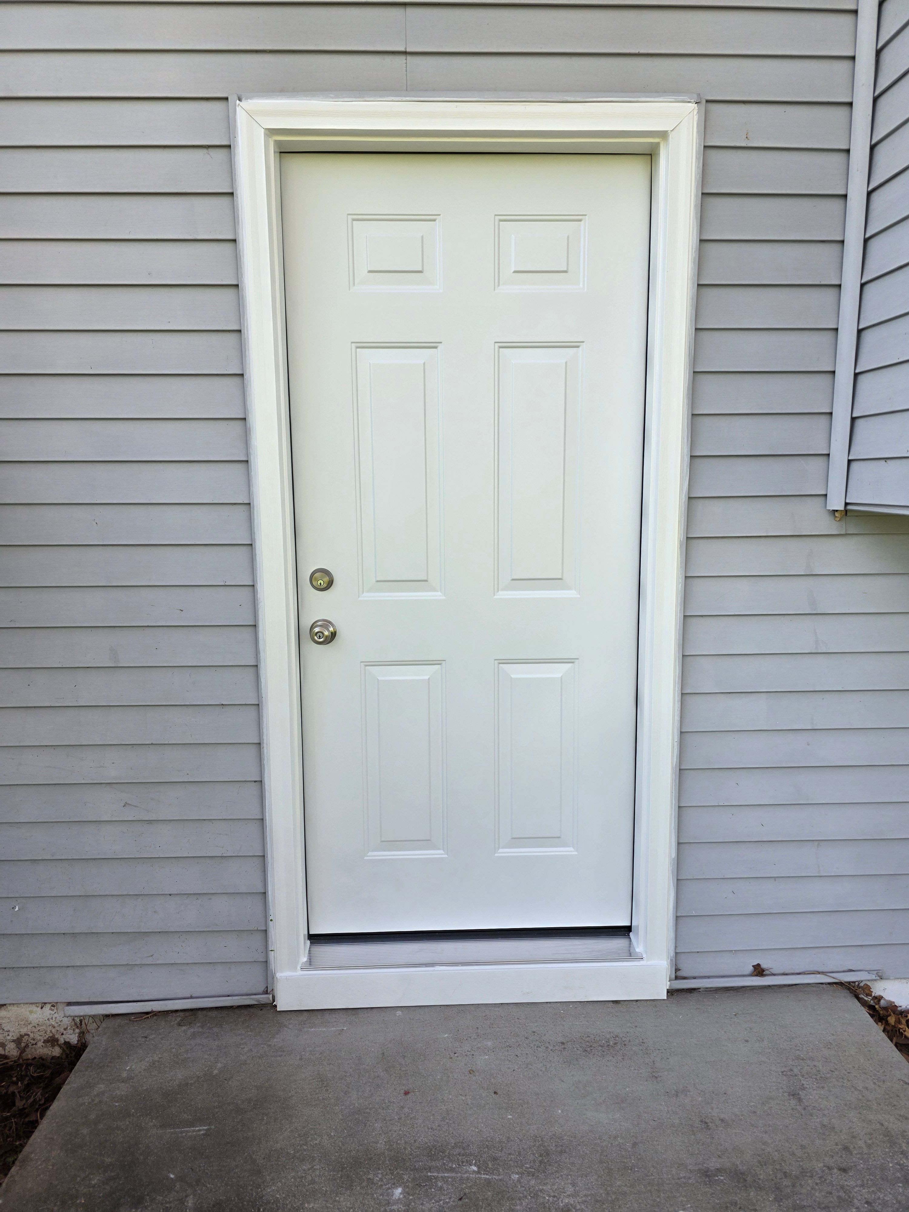 Chesapeake Beach Bathroom Remodel and Window Replacement by Window Depot of Annapolis