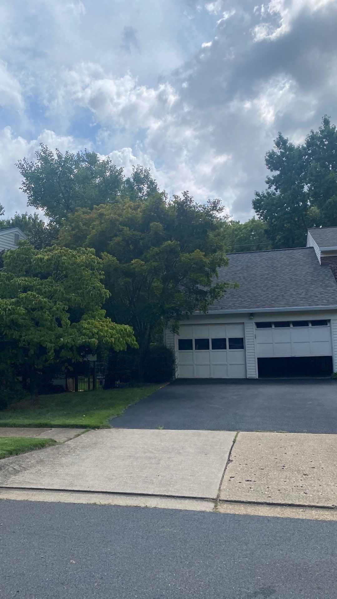 Vienna: Roof Replacement with CertainTeed Landmark Designer Shingles in Weathered Wood by RM Banning, Inc.