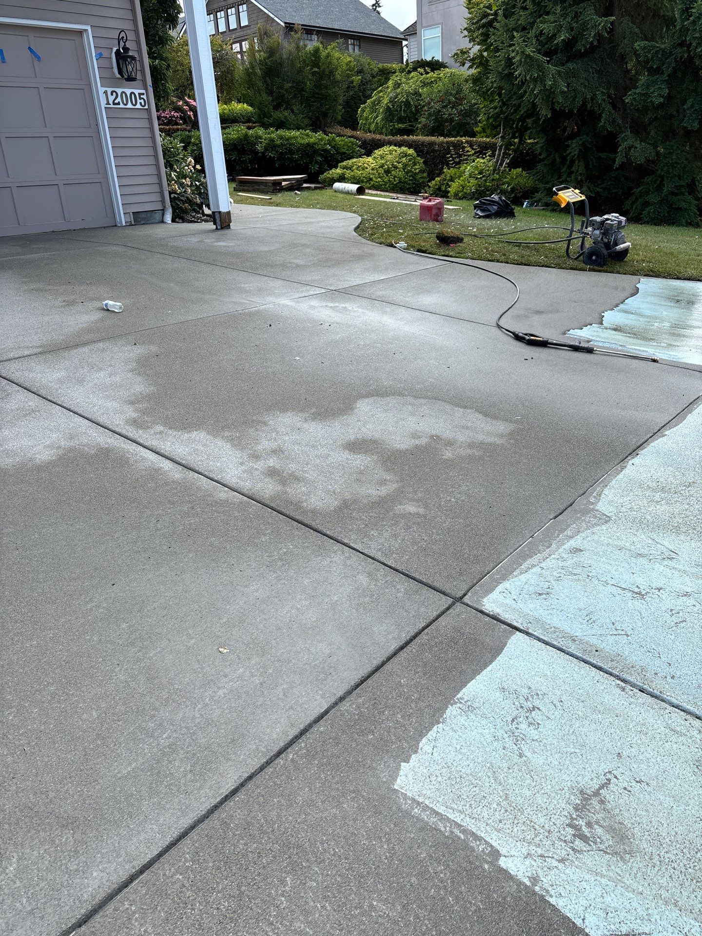 Concrete Driveway Repair | Edmonds  by Jireh Asphalt & Concrete Inc 