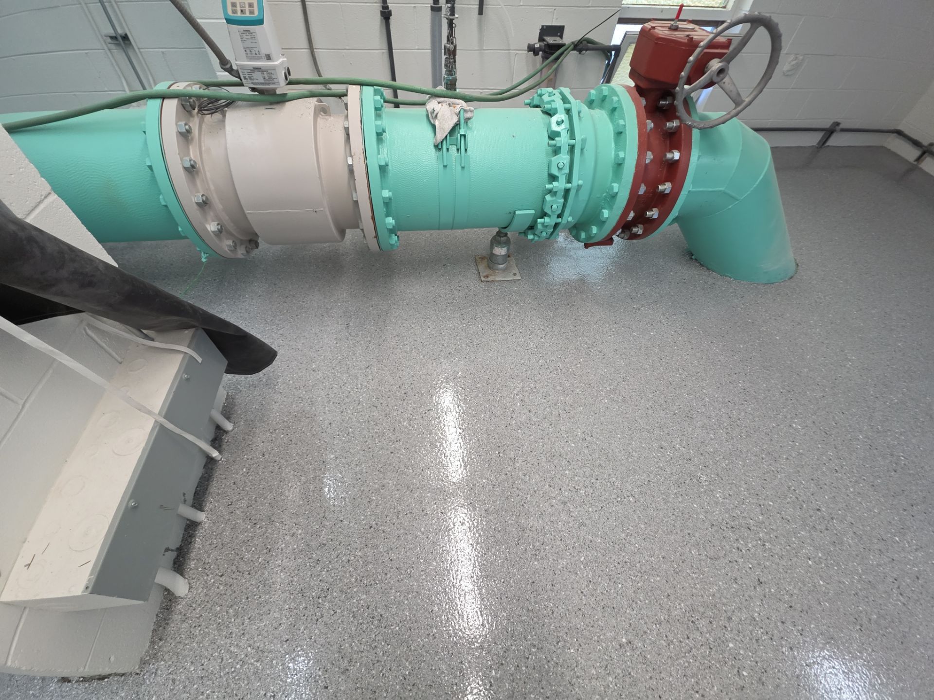 Commercial Floor Transformation using Battleship Hybrid by Croc Coatings, LLC