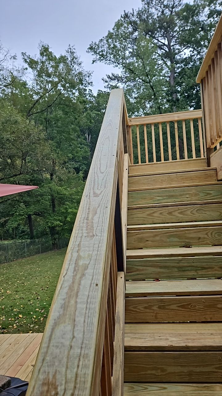 Windsor Blvd - Deck Installation by Pillar and Pine