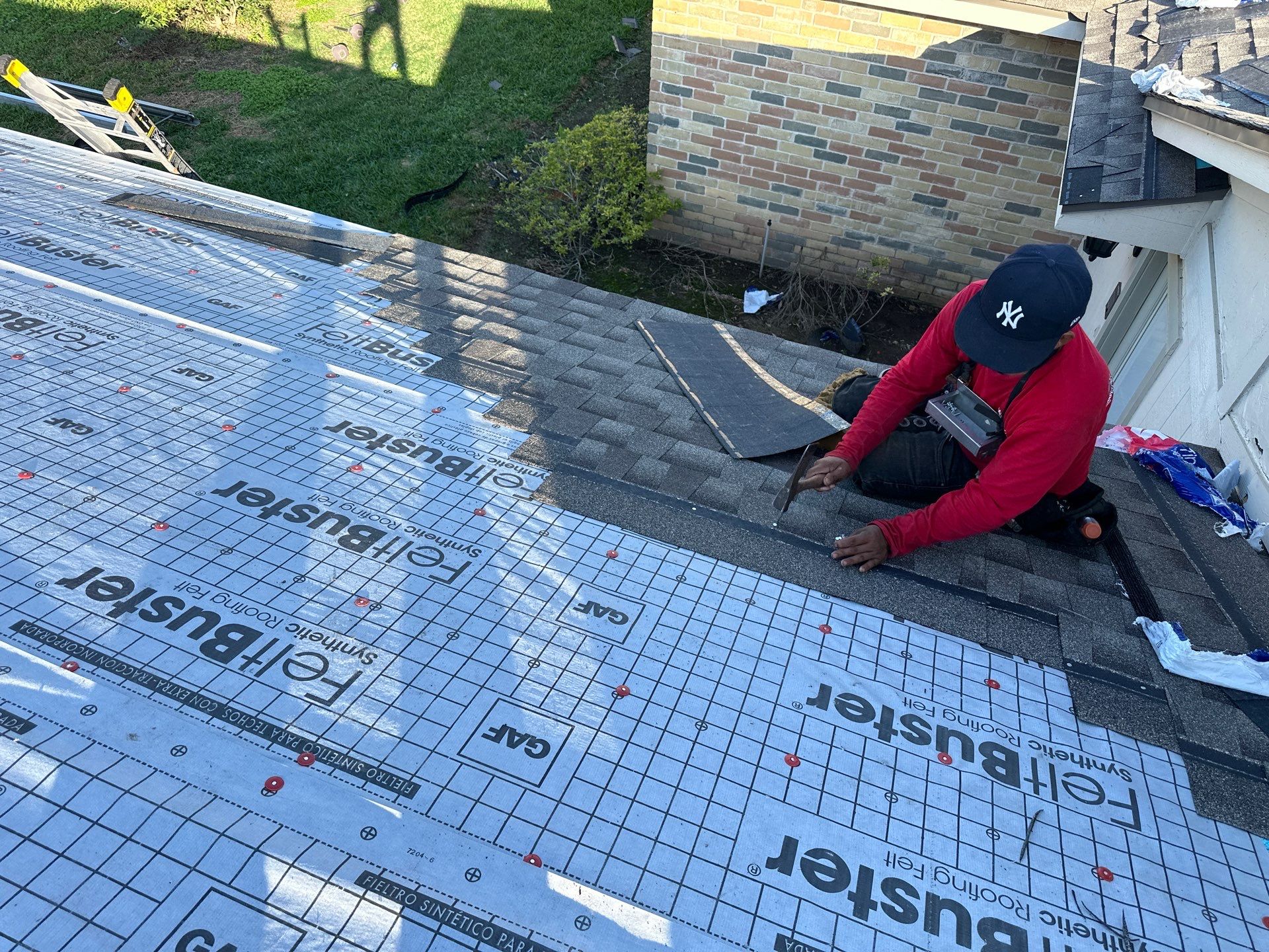 Gaf hdz weatherwood Pearland, Tx by Motion Roofing