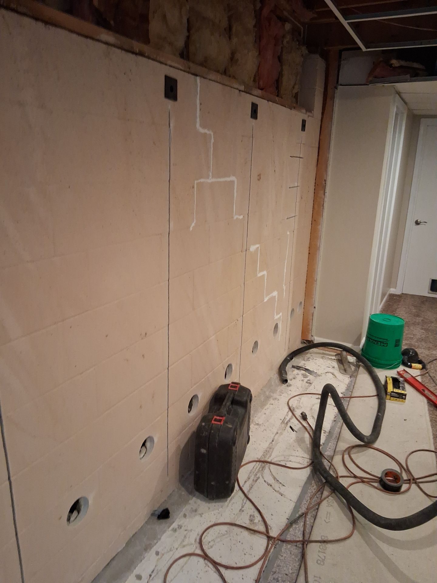 Embedded Fiber Reinforcement by Toledo Basement Repair 