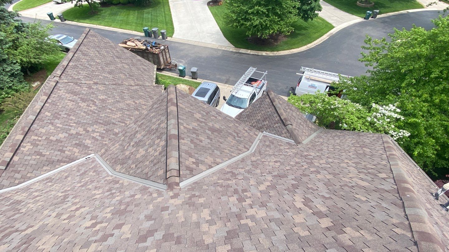 Roof Replacement - Private Residence   by Bloomfield Construction & Restoration