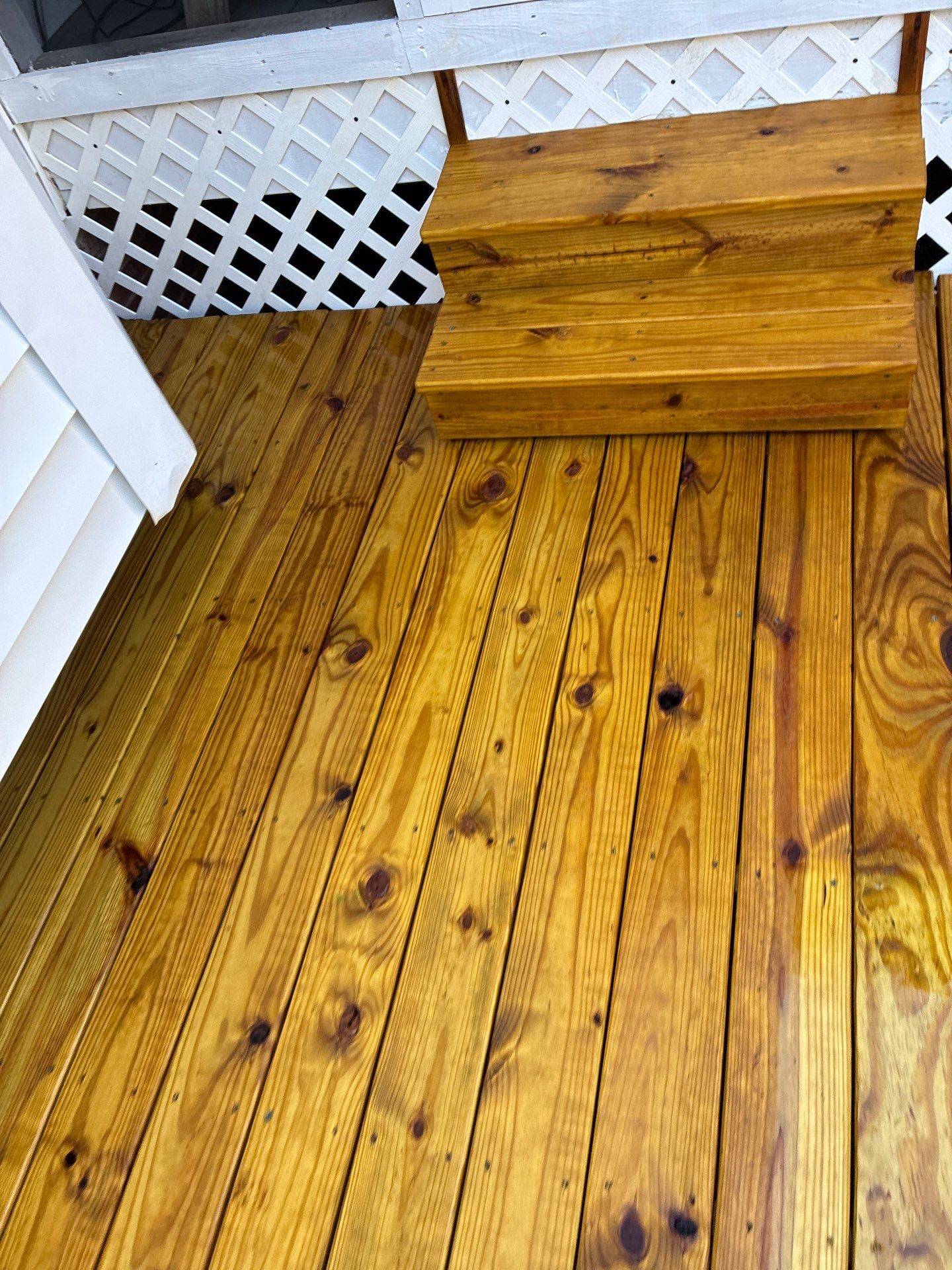 Deck using Wood Sealant by DuraSeal
